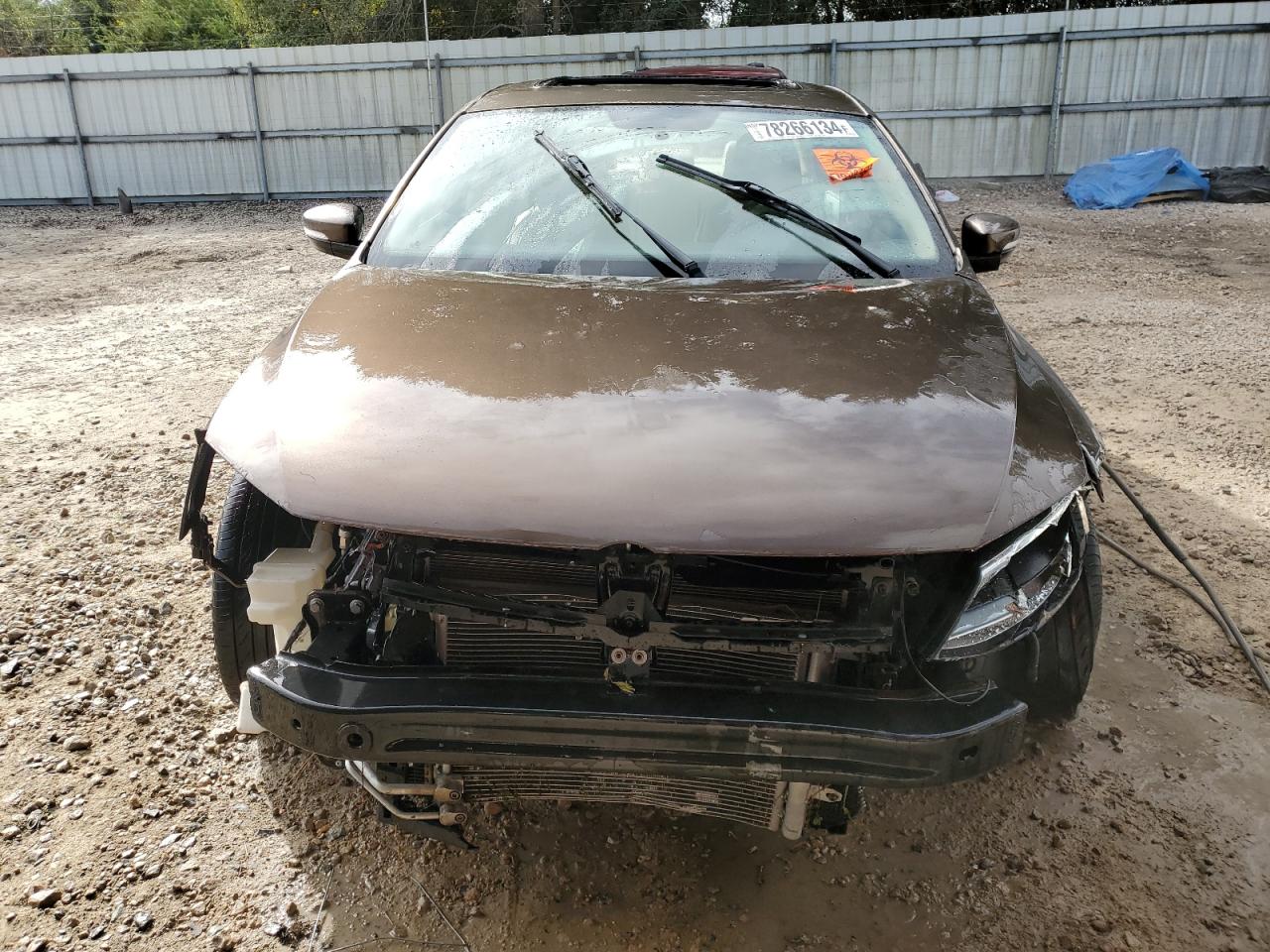 2014 Volkswagen Jetta - Image 5