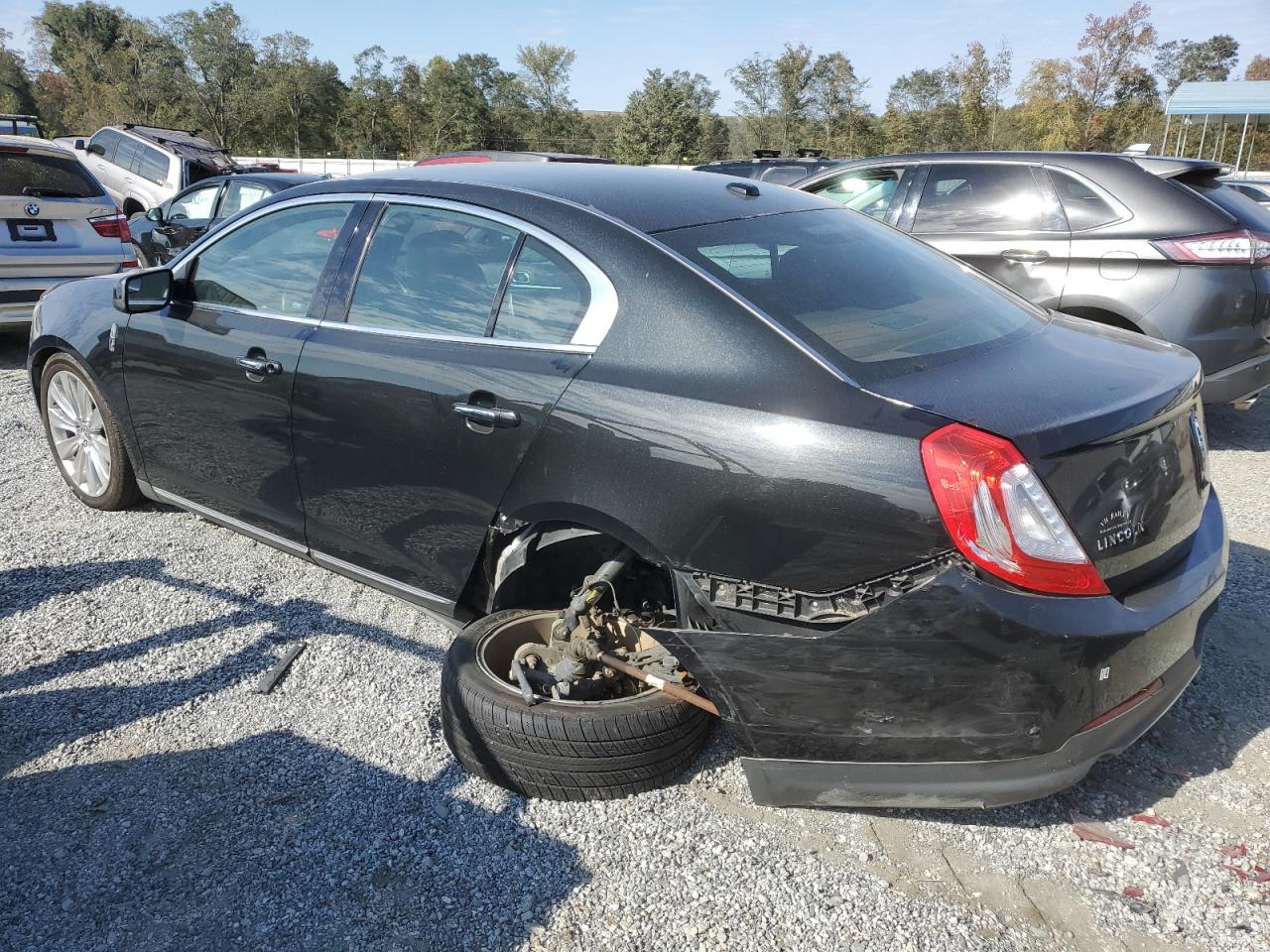 2014 Lincoln MKS - Image 2