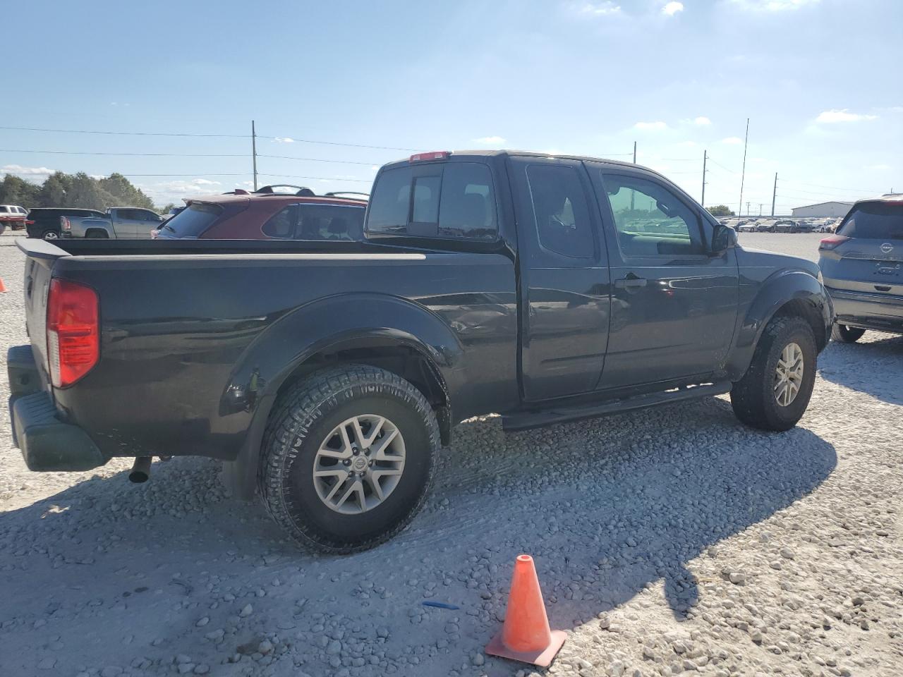 2020 Nissan Navara (Frontier) - Image 3