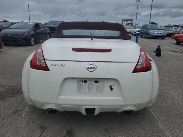  NISSAN 370Z 2012 White