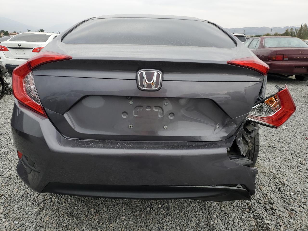 2018 Honda Civic - Image 6