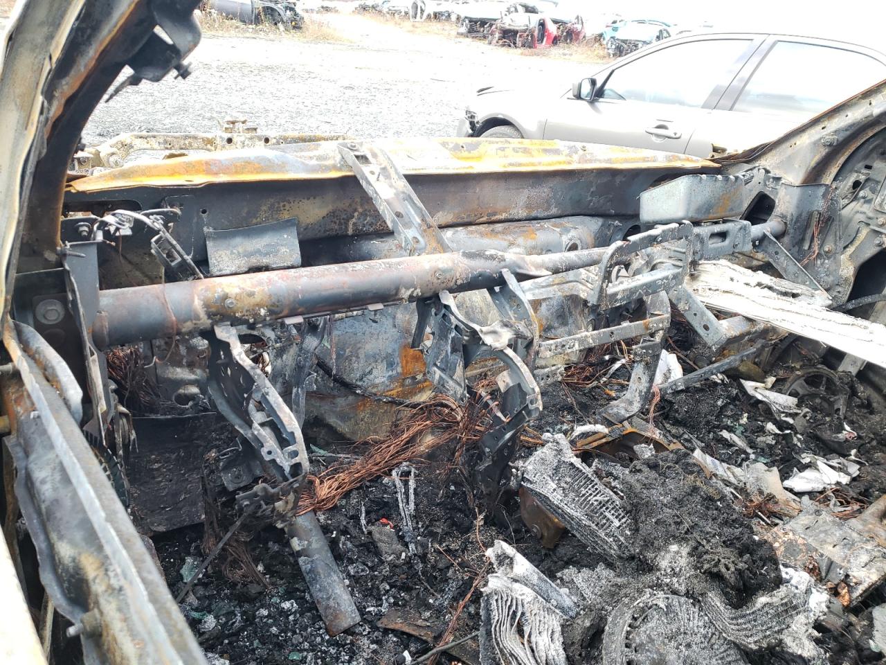 2015 RAM 1500 - Image 9