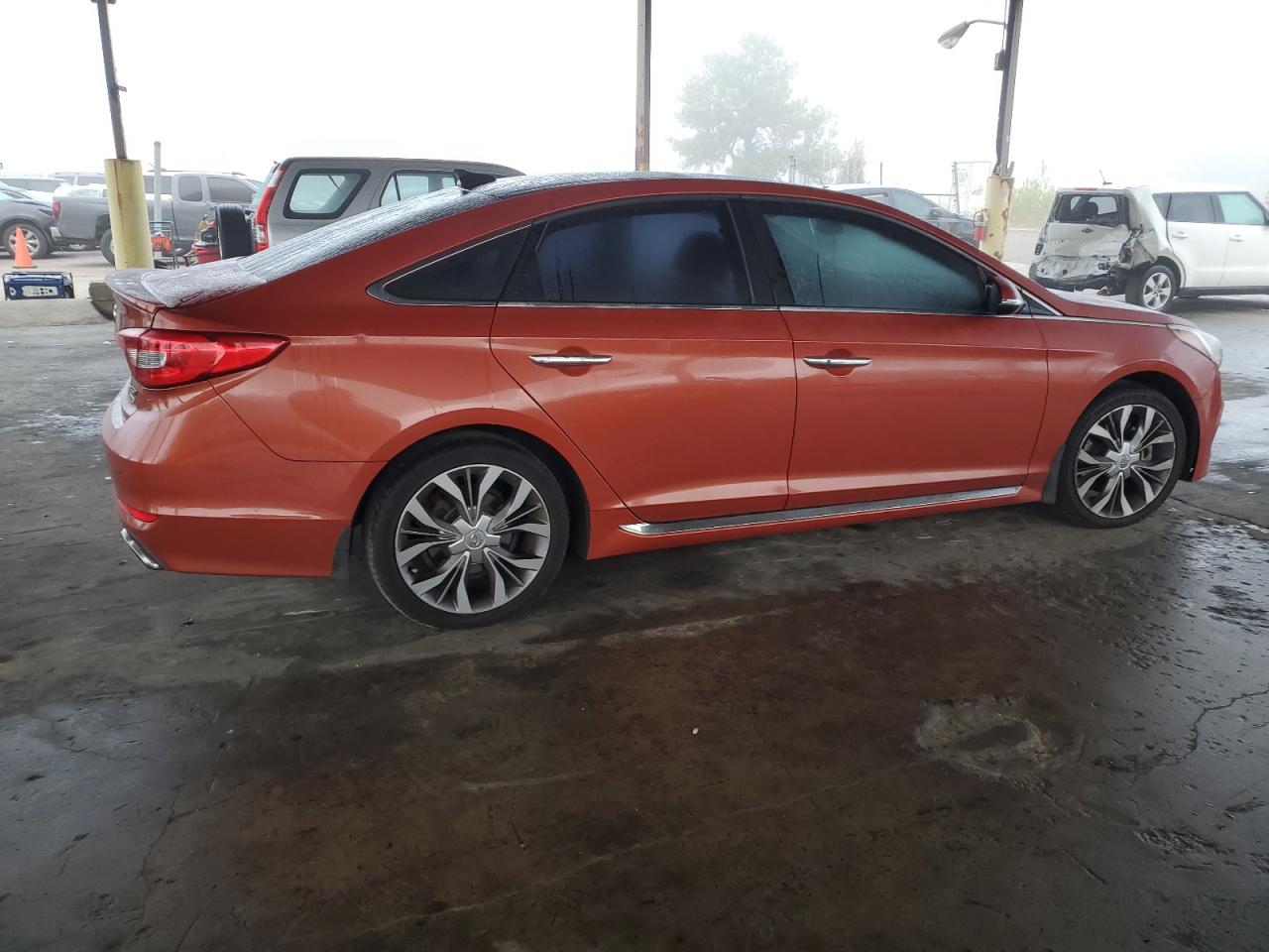 2015 Hyundai Sonata - Image 3