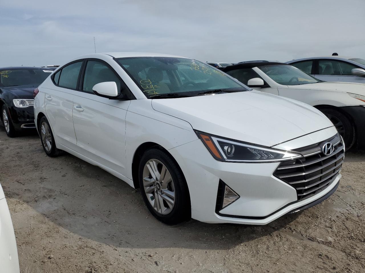 2019 Hyundai Elantra - Image 4