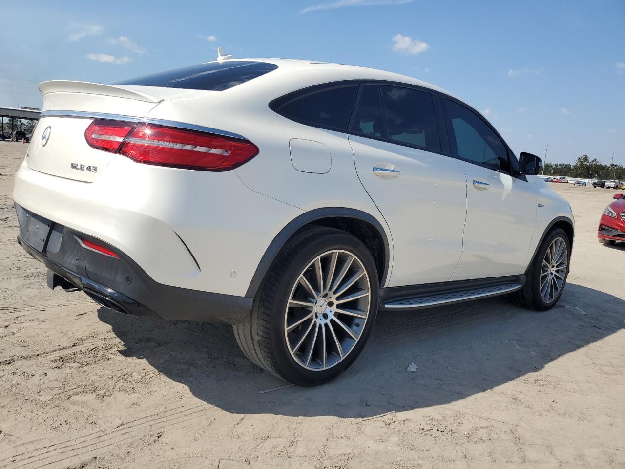 2019 Mercedes-Benz GLE - Image 3