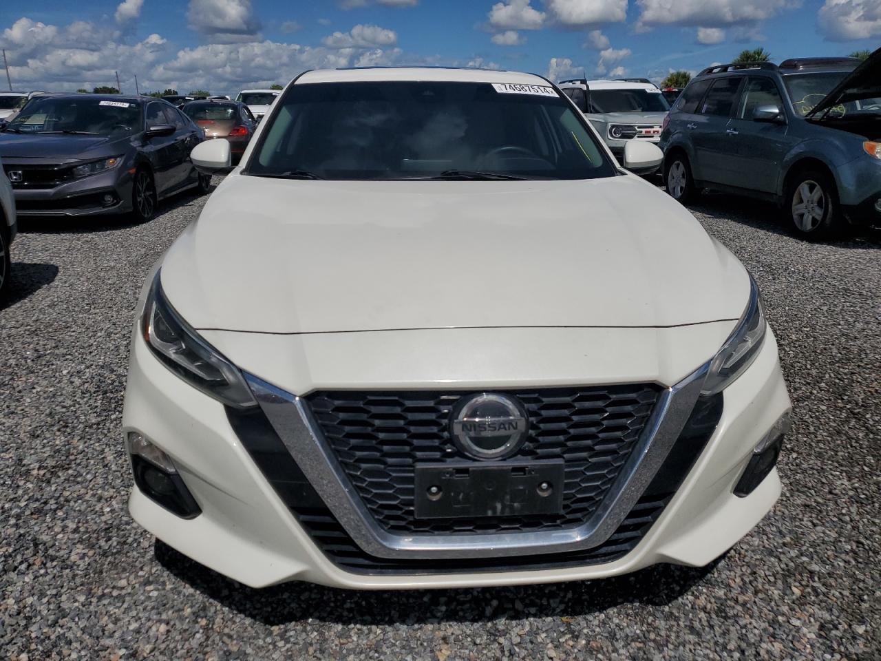 2019 Nissan Altima - Image 5