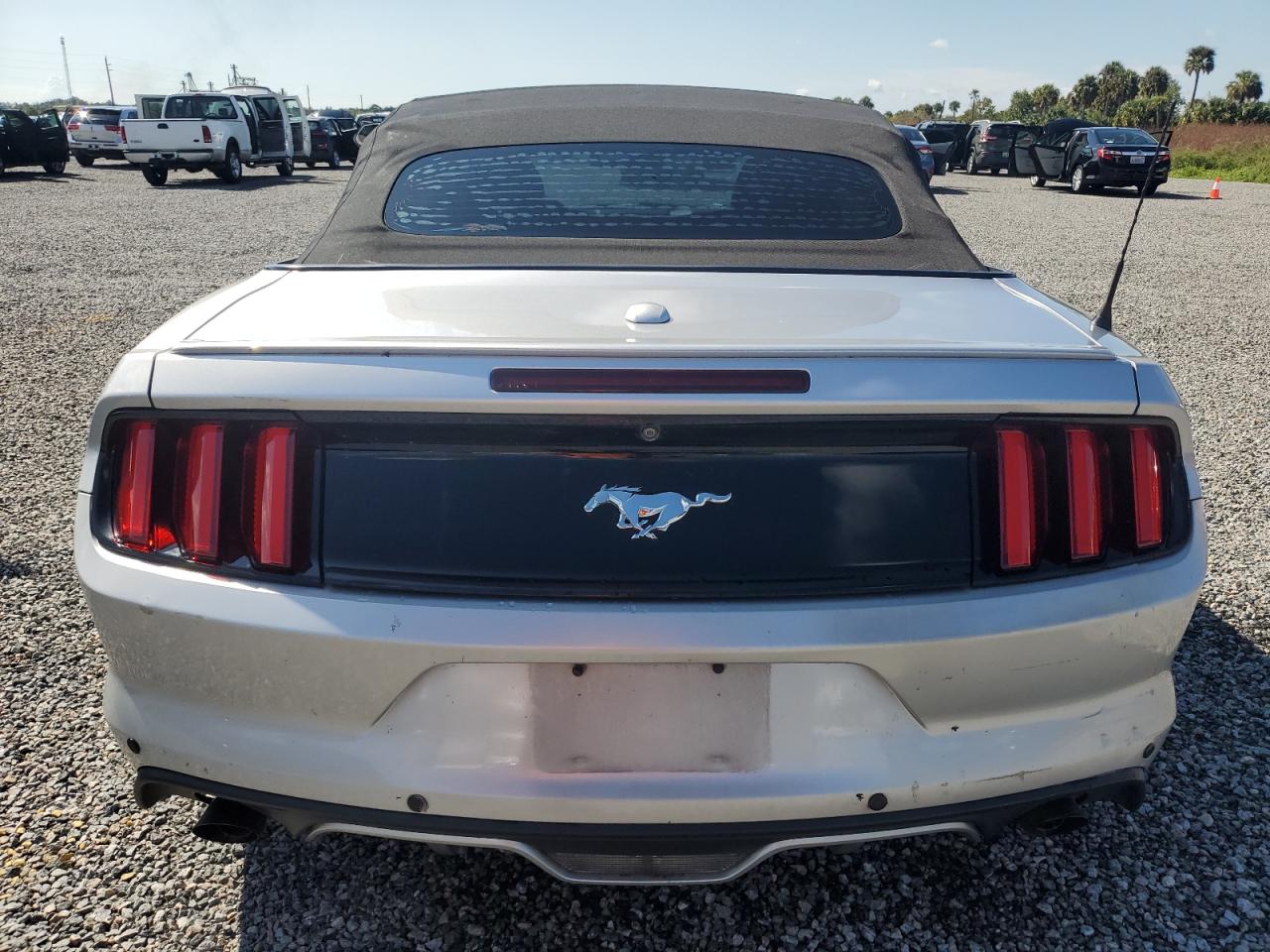 1FATP8UH3F5419033 2015 Ford Mustang