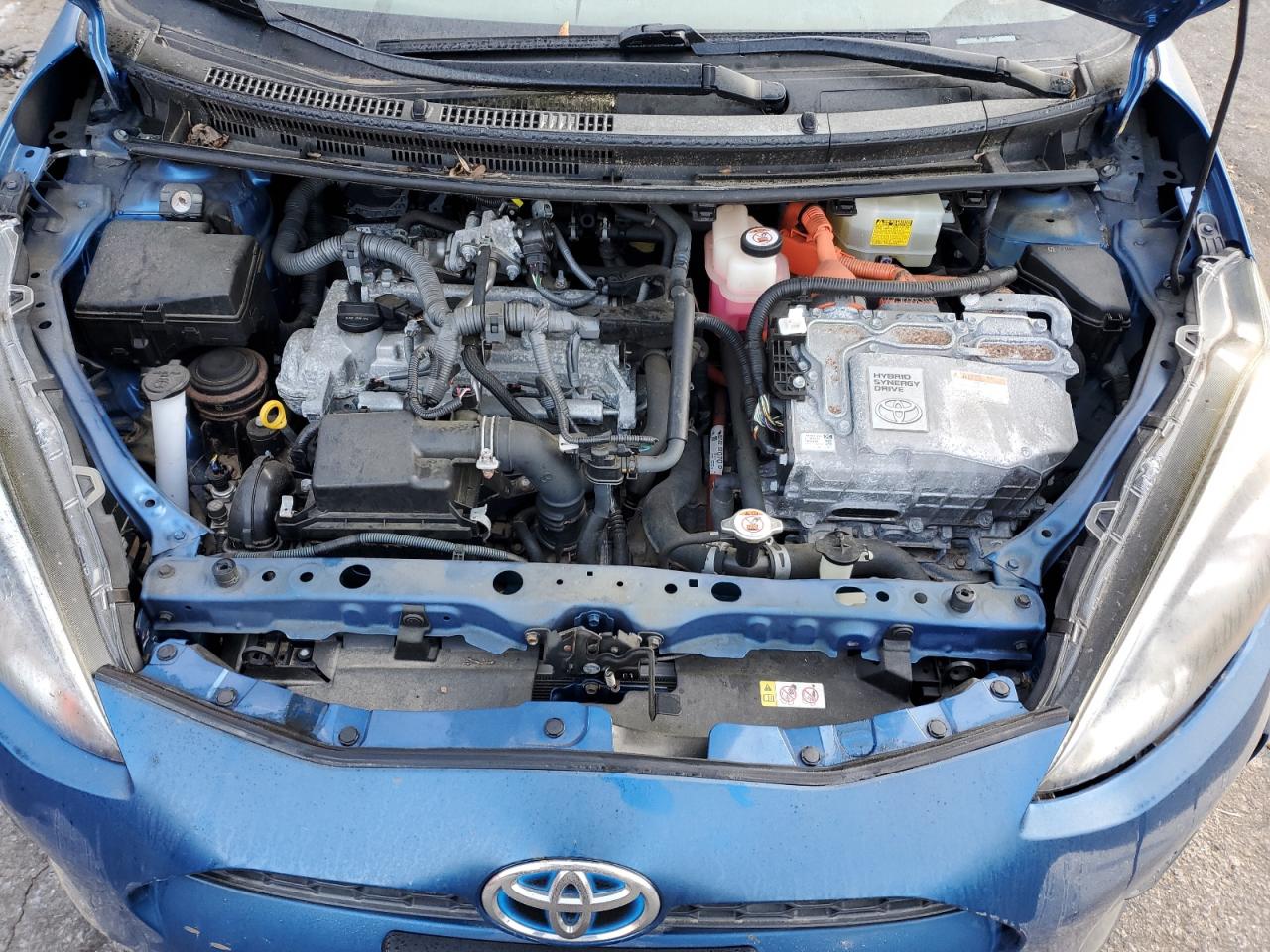 VIN JTDKDTB32J1600732 2018 TOYOTA PRIUS no.11