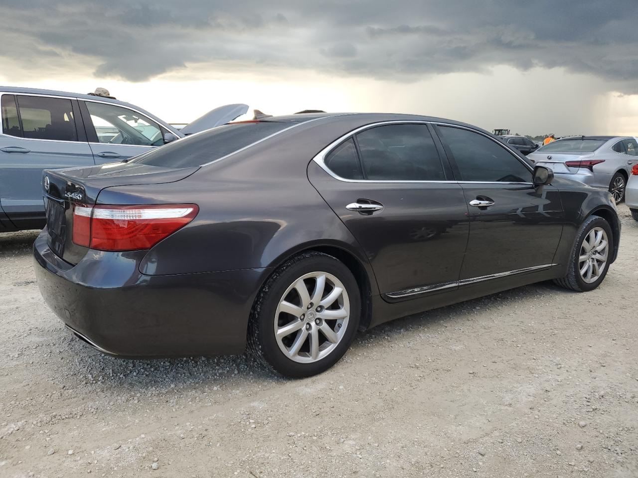 2009 Lexus LS - Image 3
