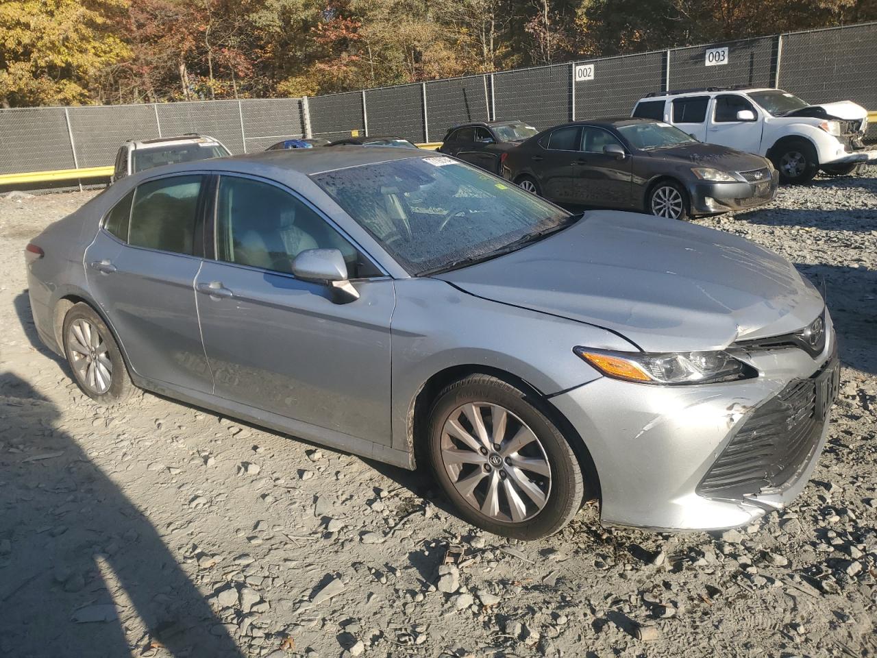 VIN 4T1B11HKXJU115938 2018 TOYOTA CAMRY no.4