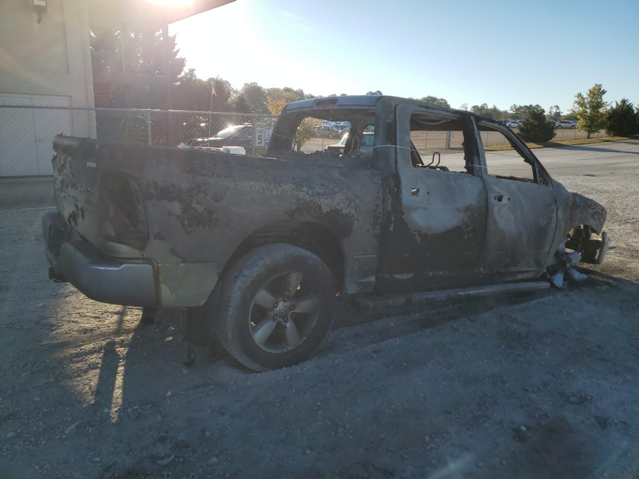 2014 RAM 1500 - Image 3