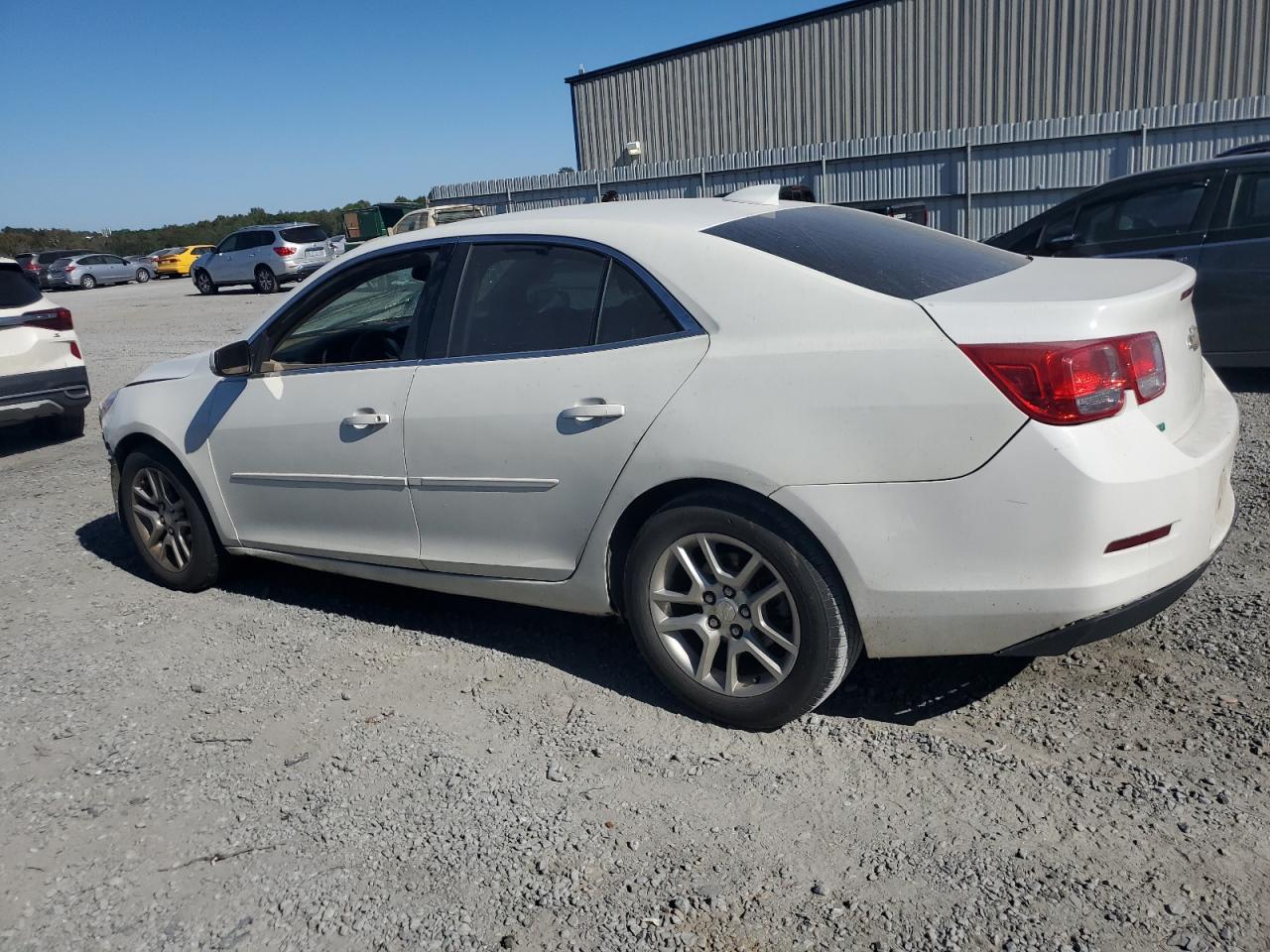 2016 Chevrolet Malibu - Image 2