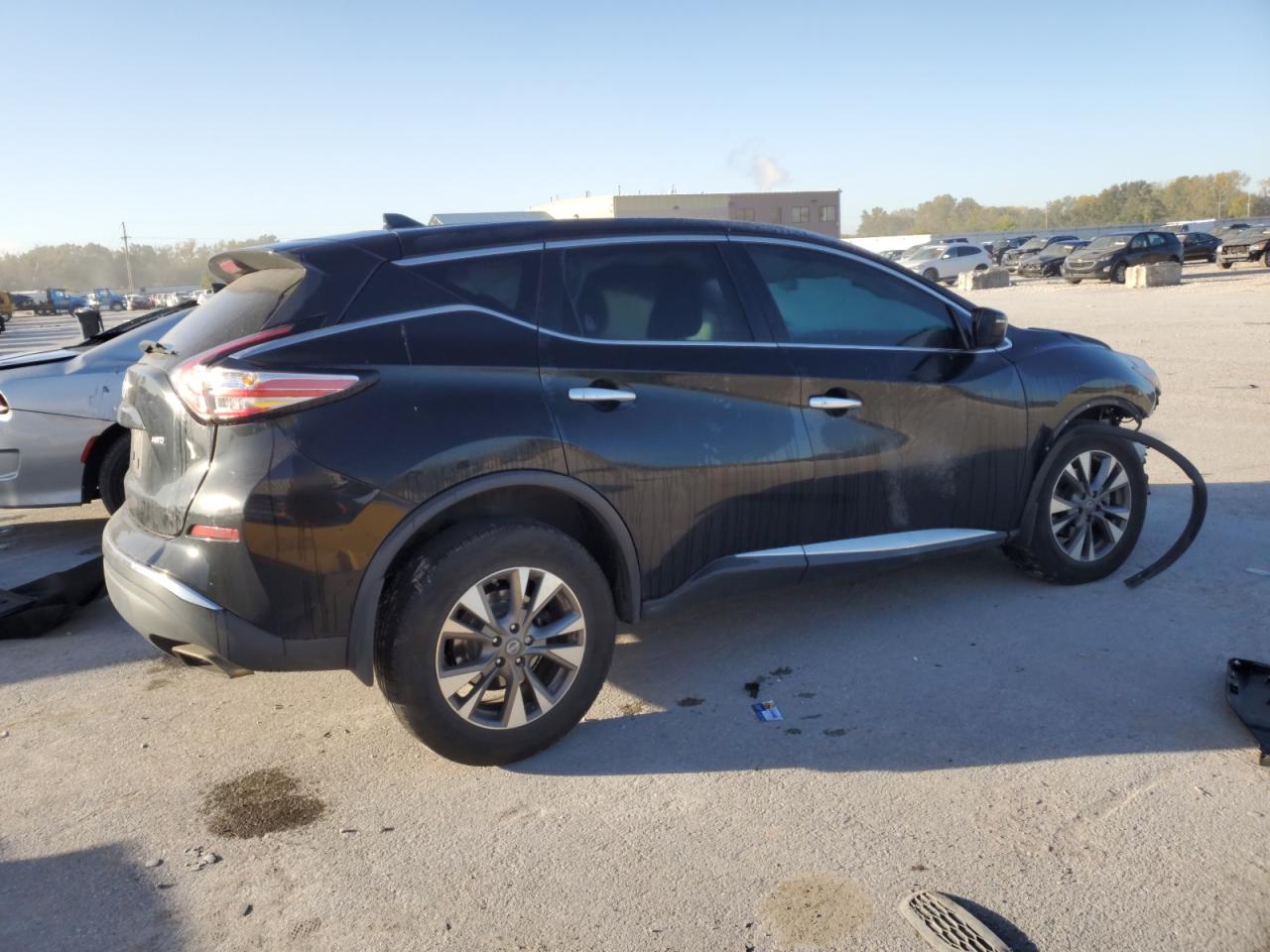 2017 Nissan Murano - Image 3