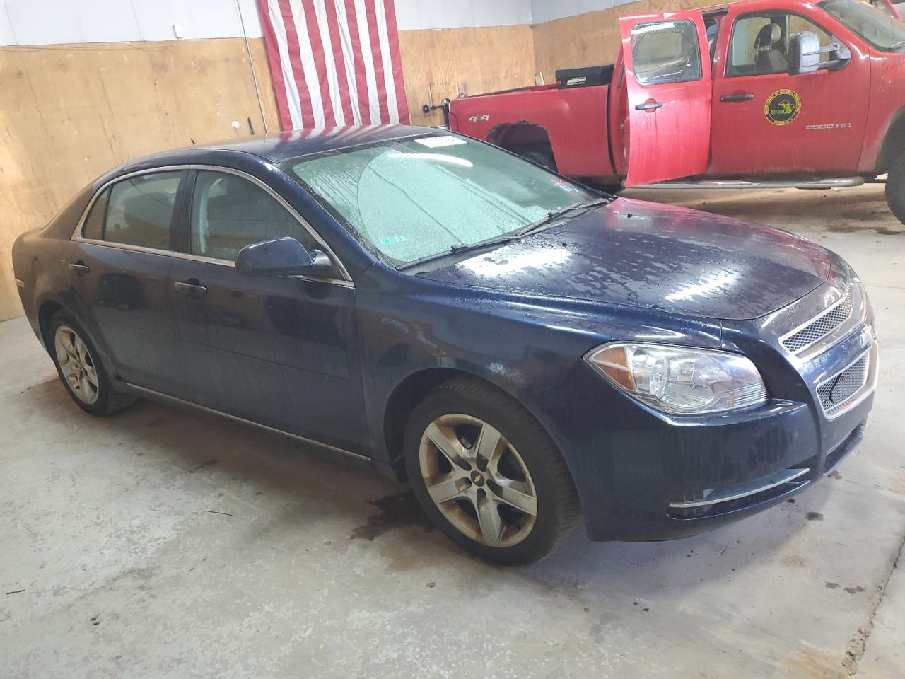 2010 Chevrolet Malibu - Image 4