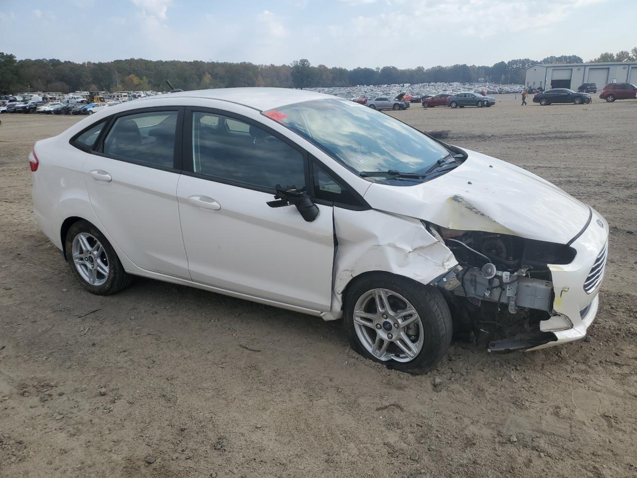 2019 Ford Fiesta - Image 4