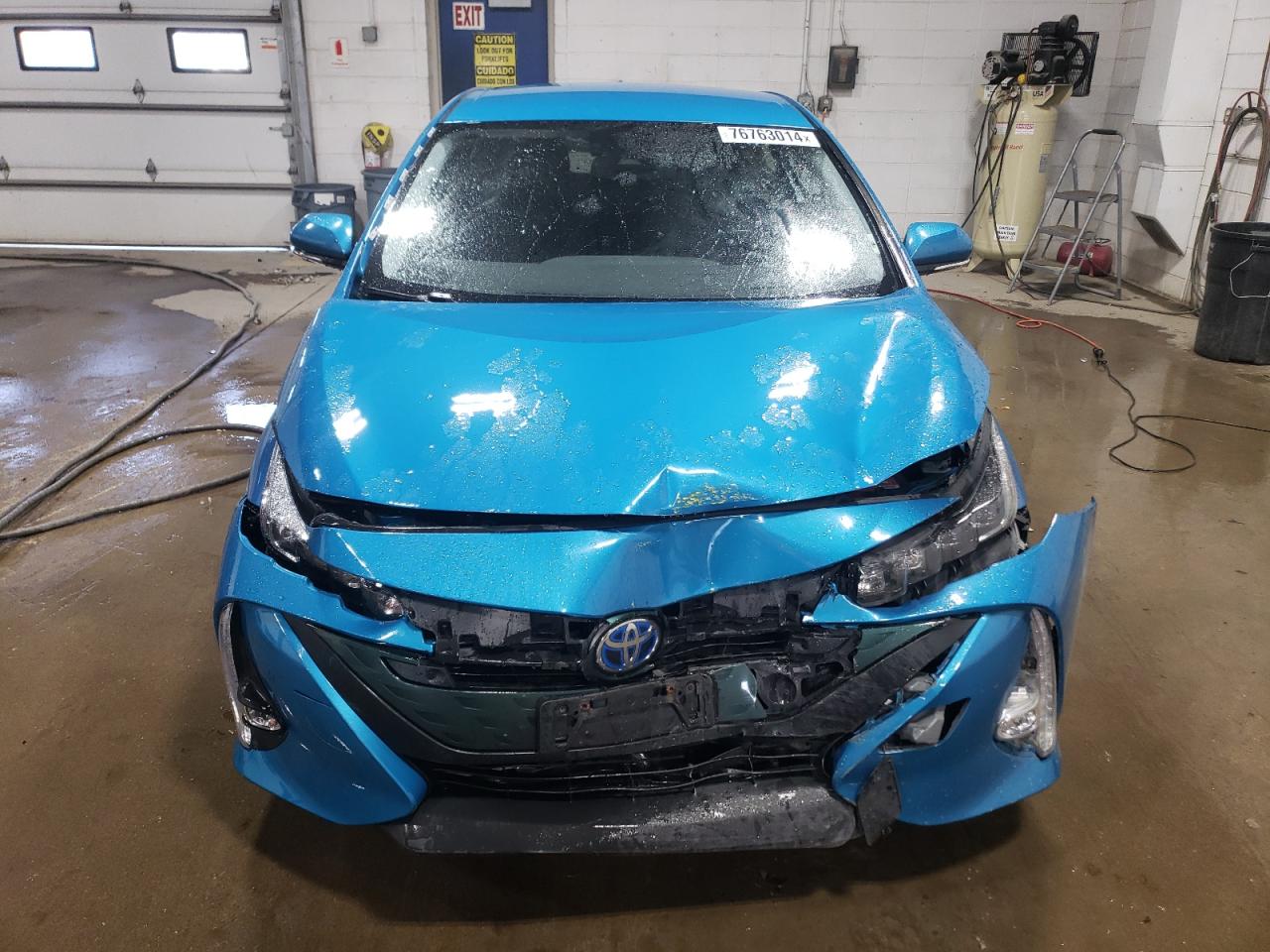 VIN JTDKARFP8J3074555 2018 TOYOTA PRIUS no.5