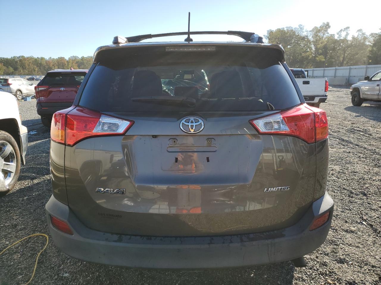 2015 Toyota RAV 4 - Image 6