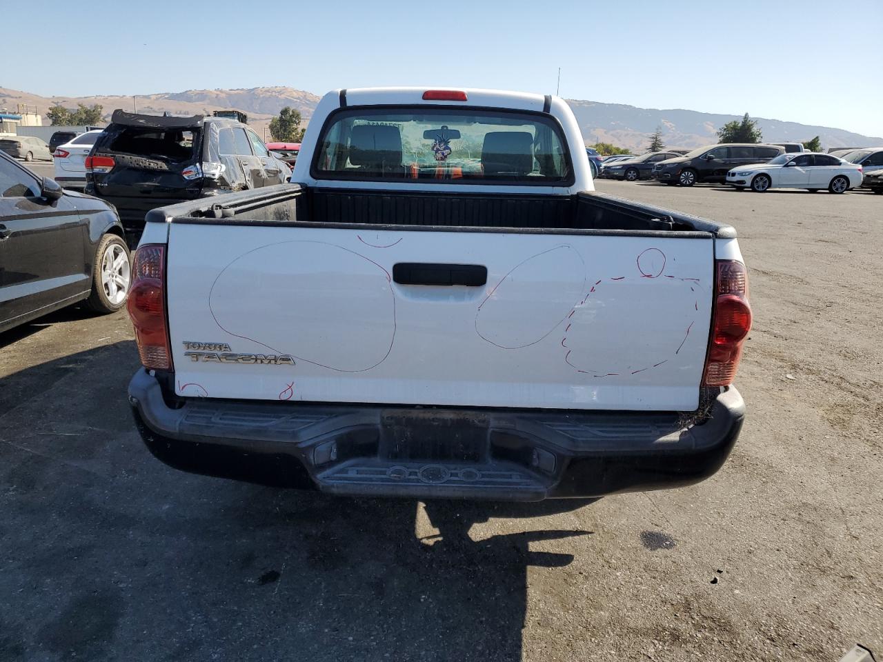 5TFNX4CN7EX037996 2014 Toyota Tacoma