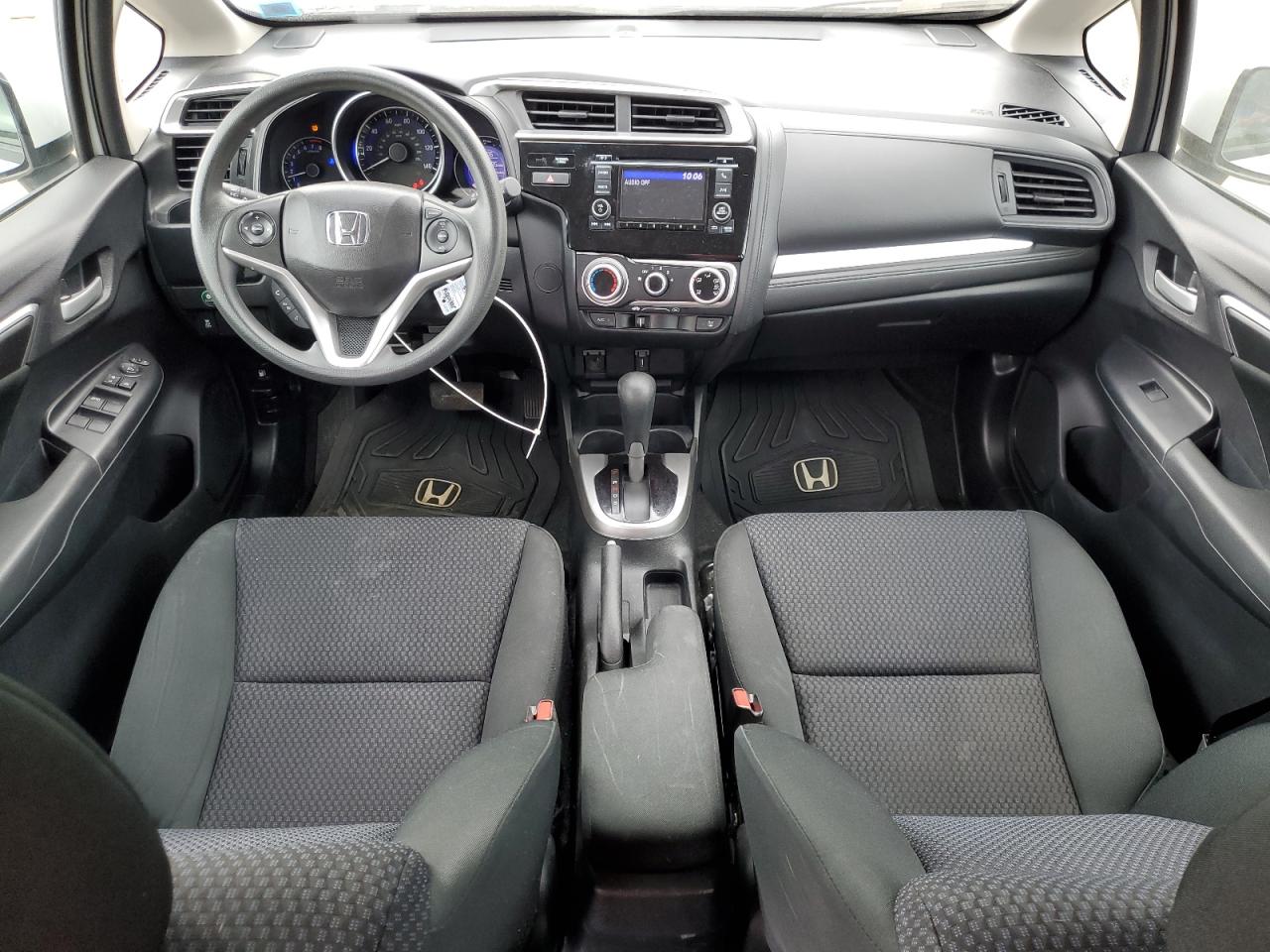 3HGGK5H46KM727836 2019 Honda Fit Lx