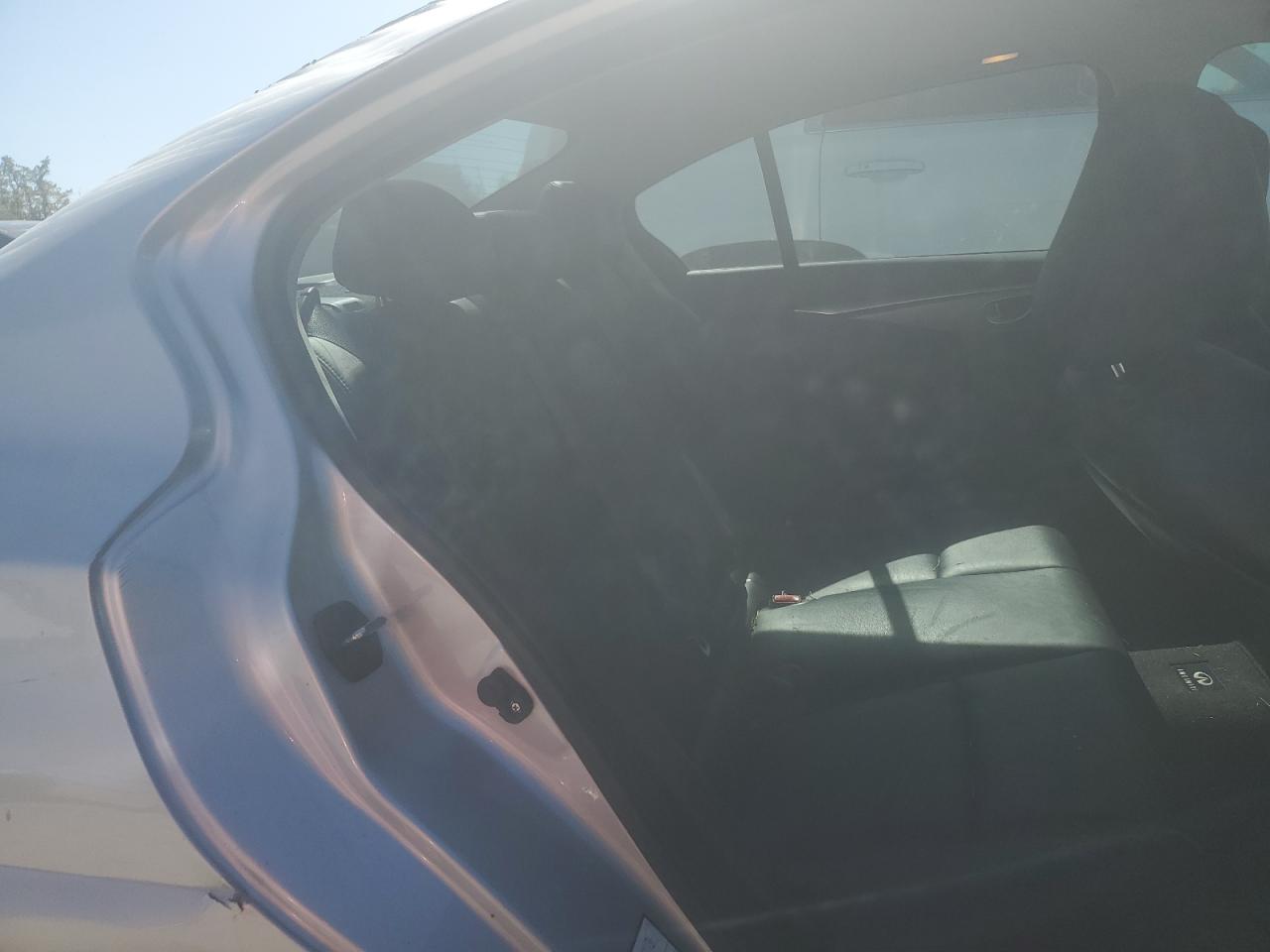 2014 Infiniti Q50 - Image 10