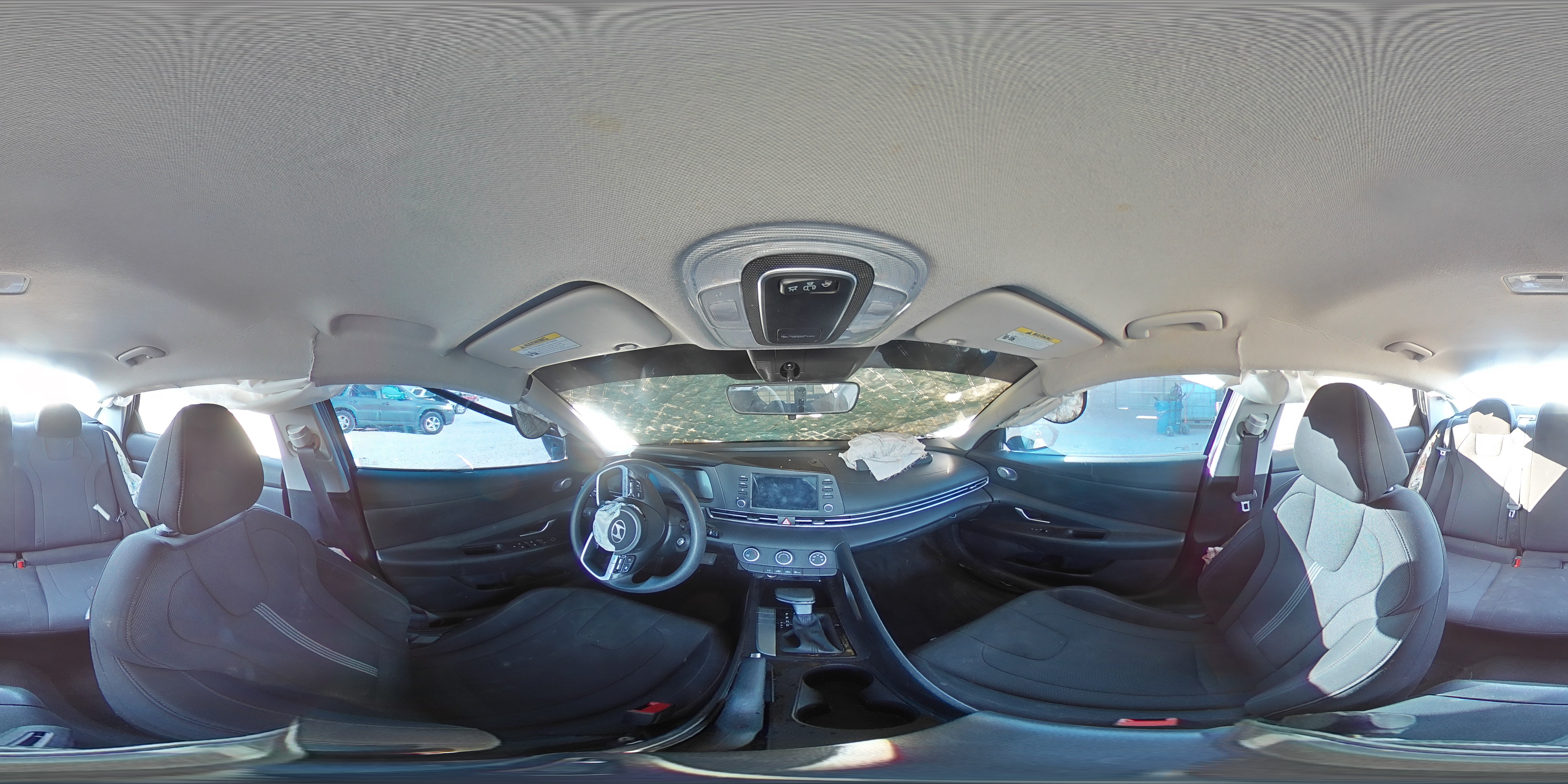 2024 Hyundai Elantra - Image 13