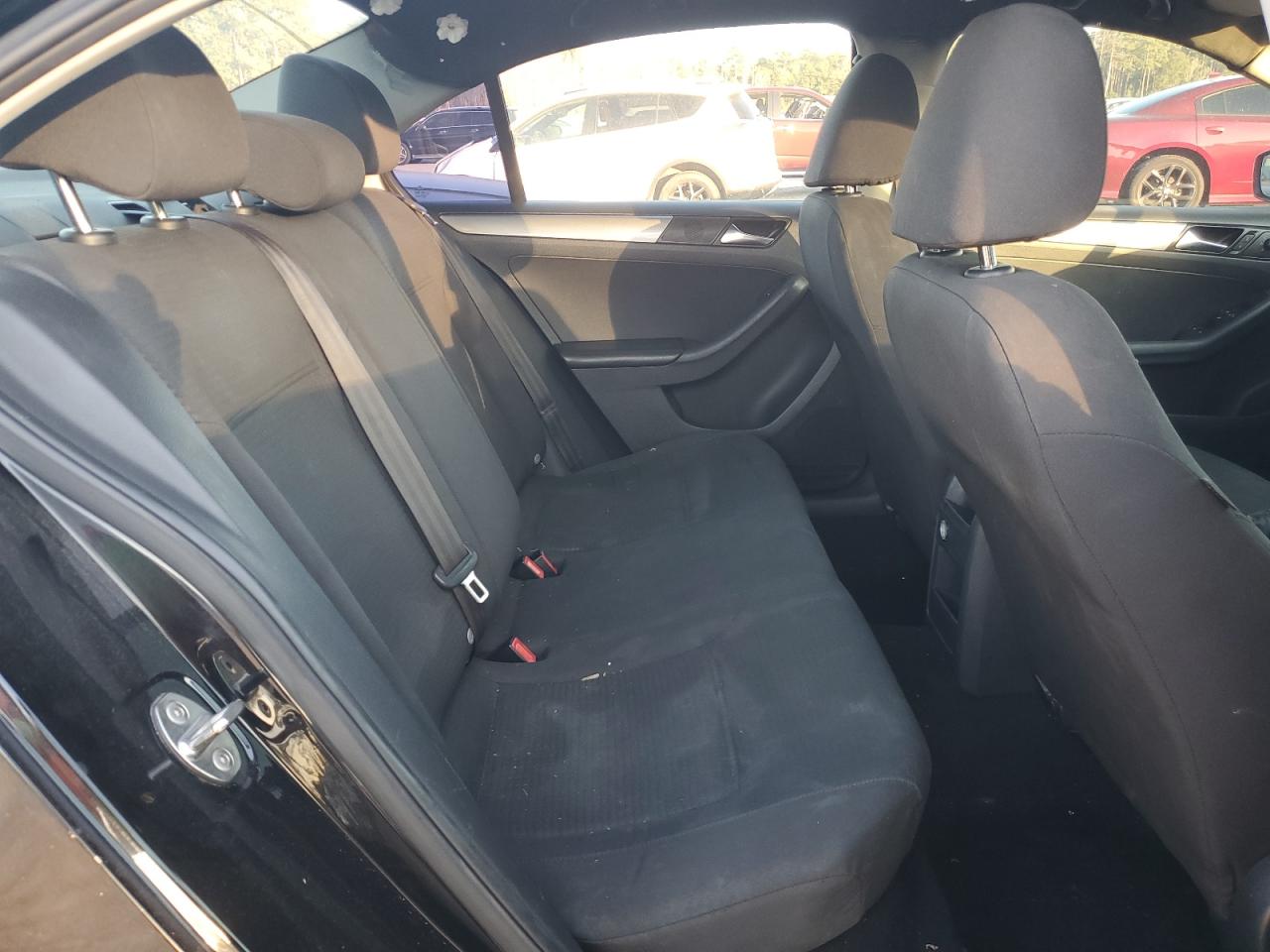 2016 Volkswagen Jetta - Image 10