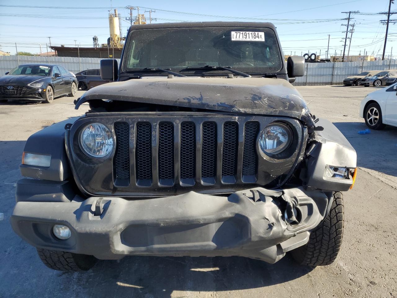 2018 Jeep Wrangler Unlimited Sport VIN: 1C4HJXDG5JW268623 Lot: 77191184