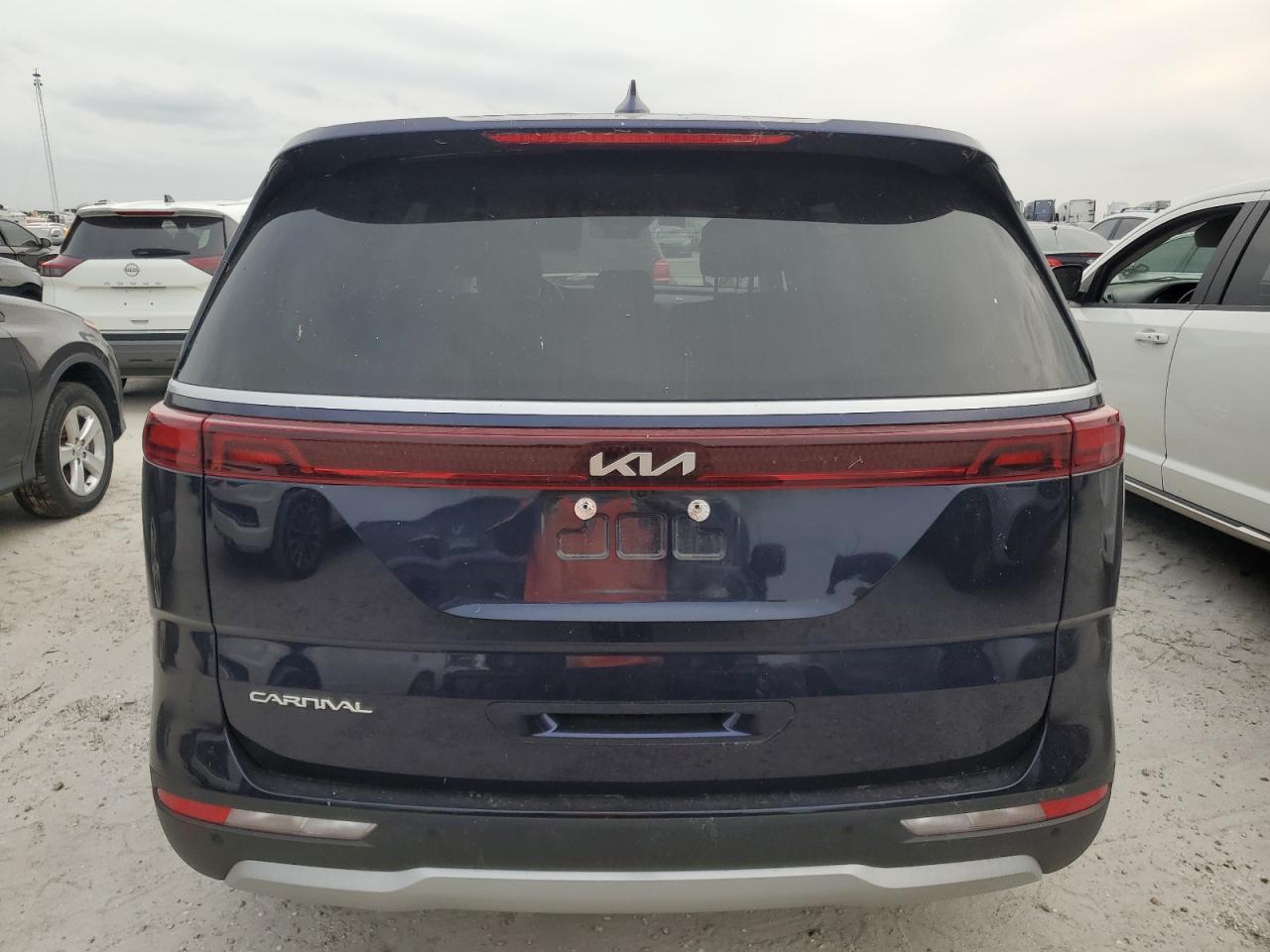 2023 Kia Carnival Lx VIN: KNDNB4H38P6278058 Lot: 76344404