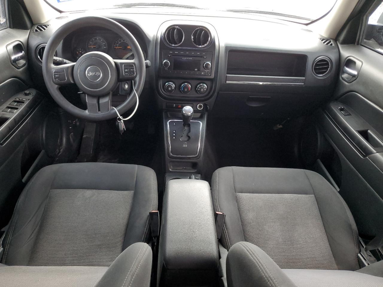 2015 Jeep Liberty (Patriot) - Image 8