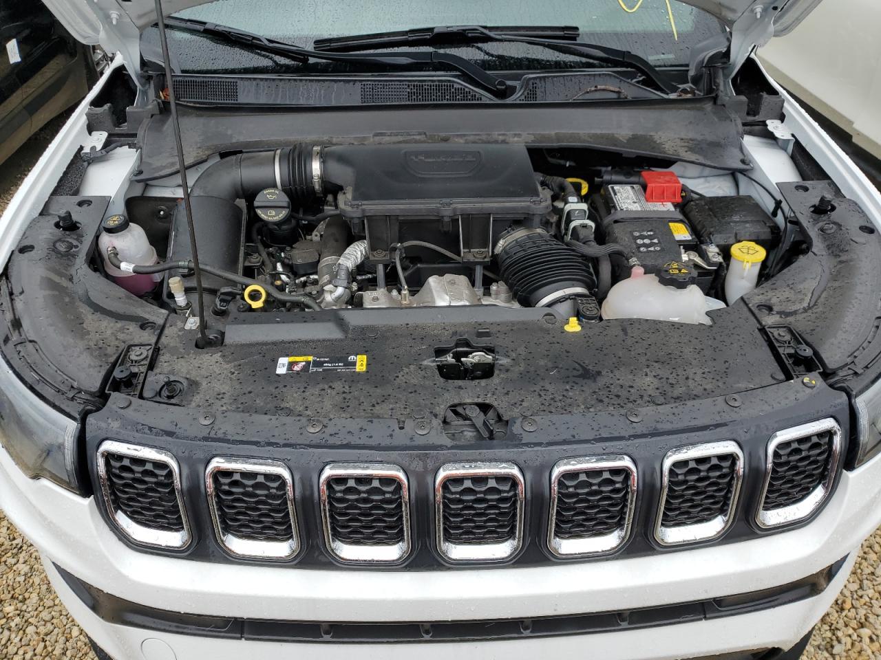 3C4NJDFN8PT516844 2023 Jeep Compass Latitude Lux