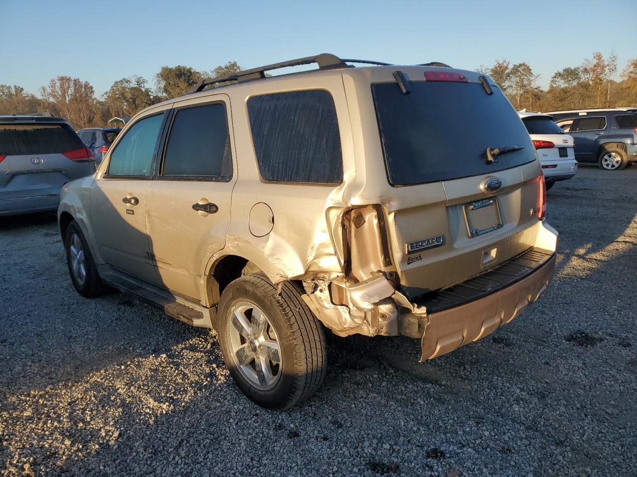 2011 Ford Escape - Image 2
