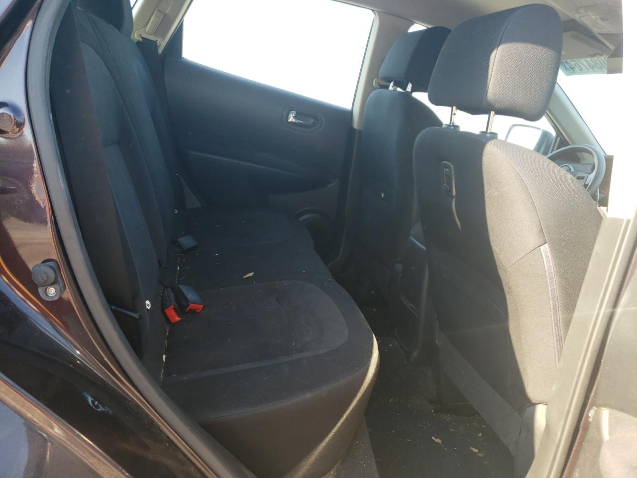 2014 Nissan Rogue - Image 11