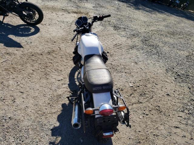 2013 MOTO GUZZI V7 CLASSIC  