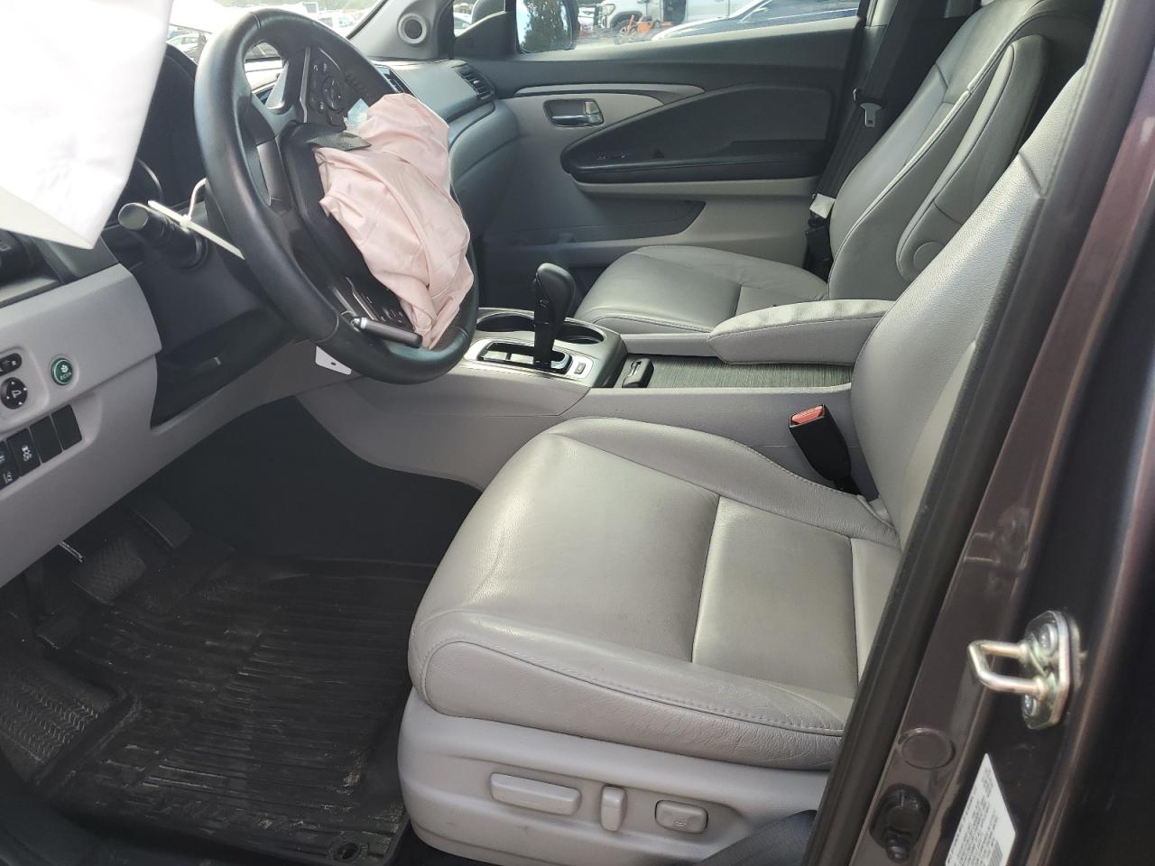 2020 Honda Pilot - Image 7