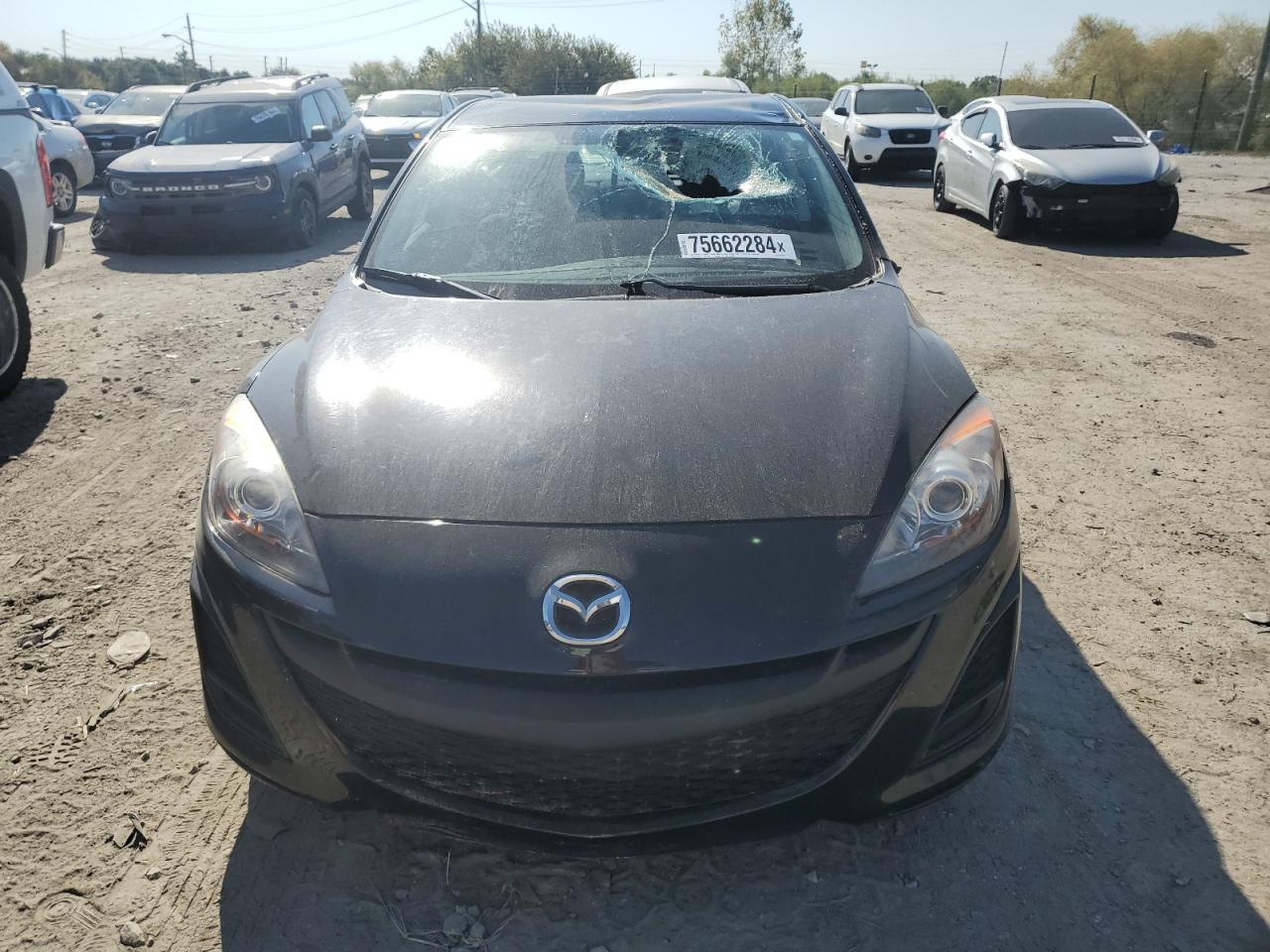 2011 Mazda 3 - Image 5