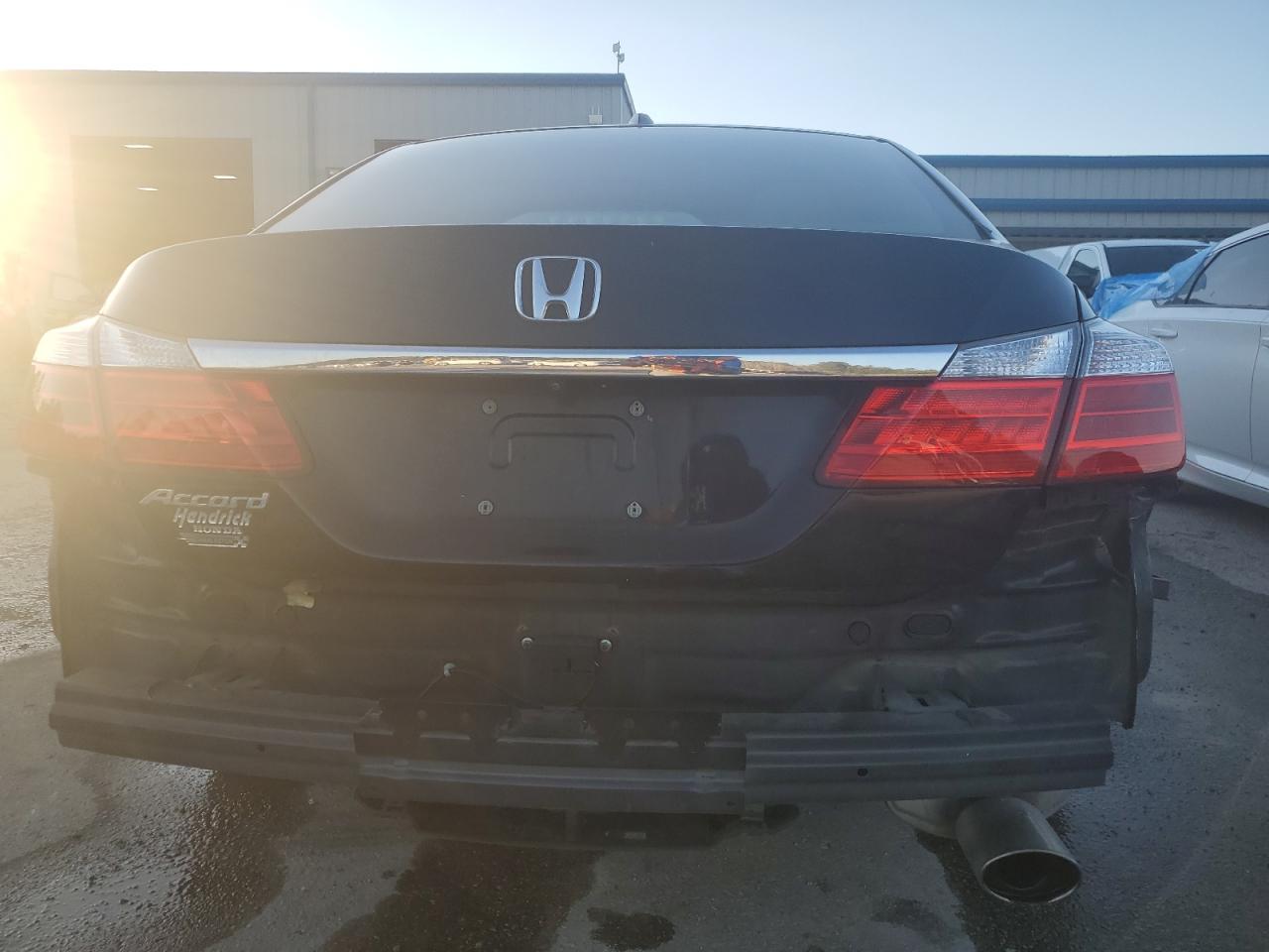 1HGCR2F88FA152320 2015 Honda Accord Exl