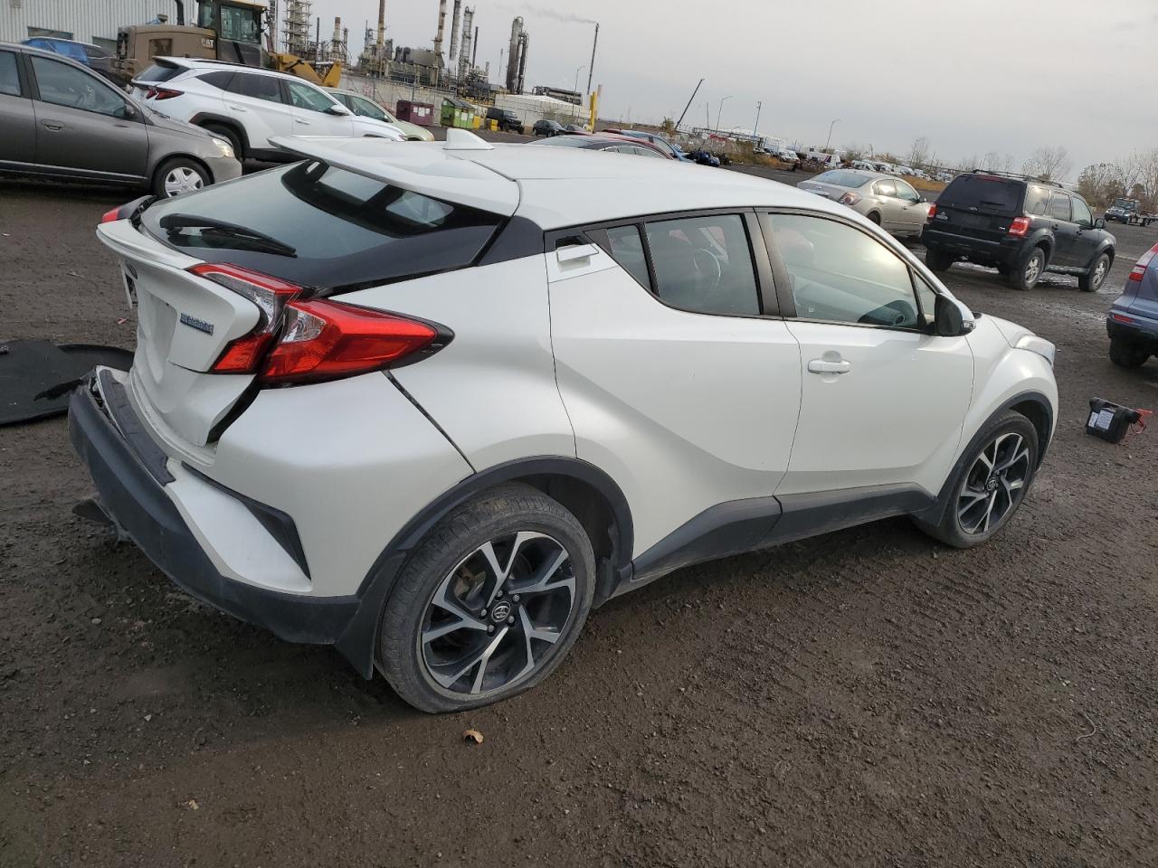 2018 Toyota C-HR - Image 3