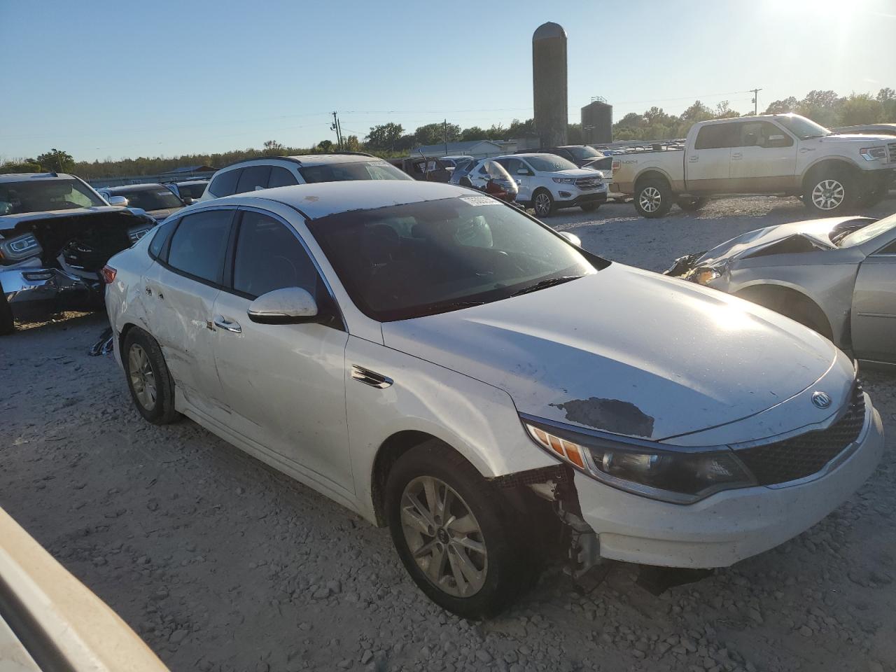 VIN 5XXGT4L39JG193042 2018 KIA OPTIMA no.4