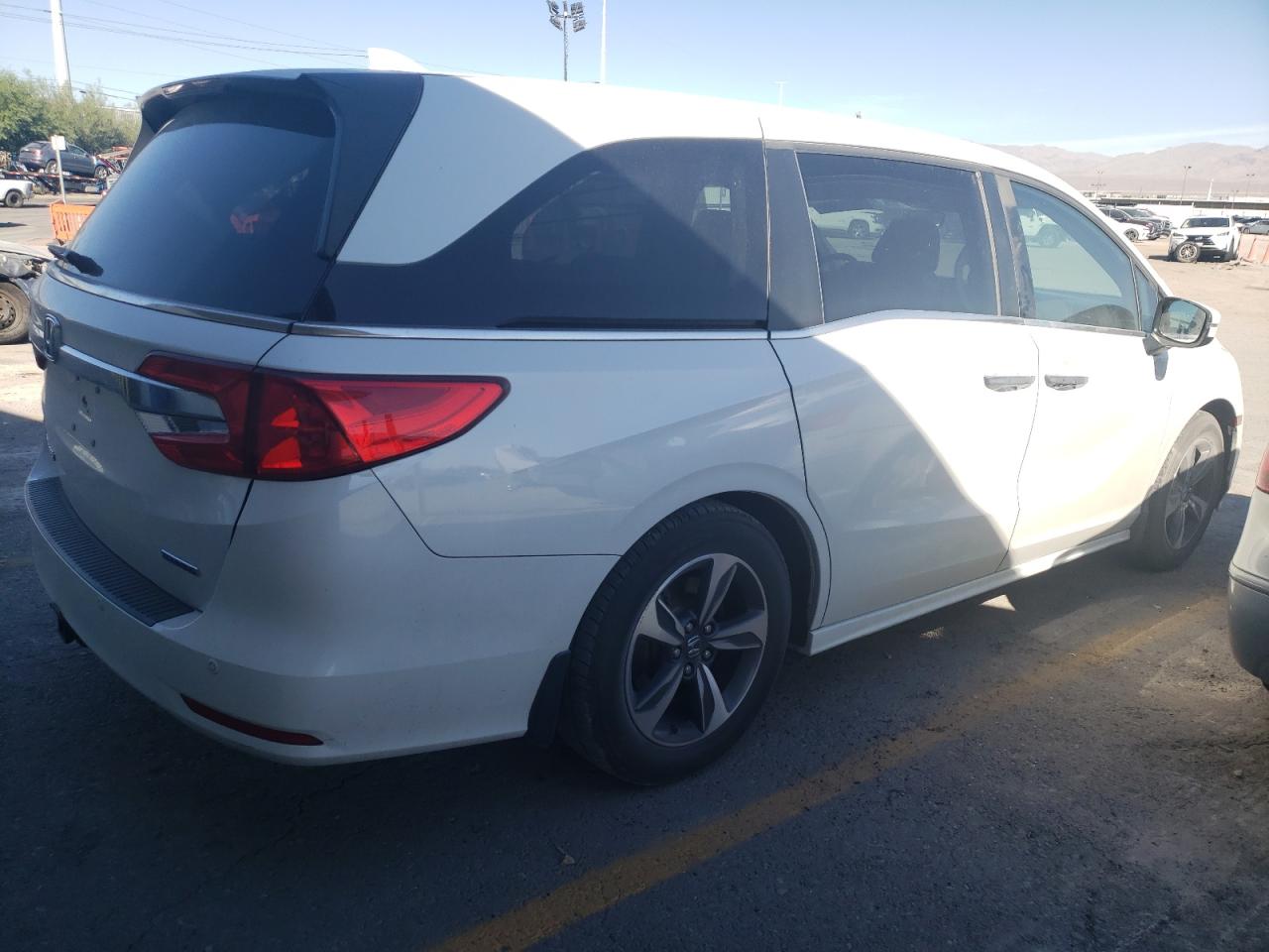 2020 Honda Odyssey - Image 3