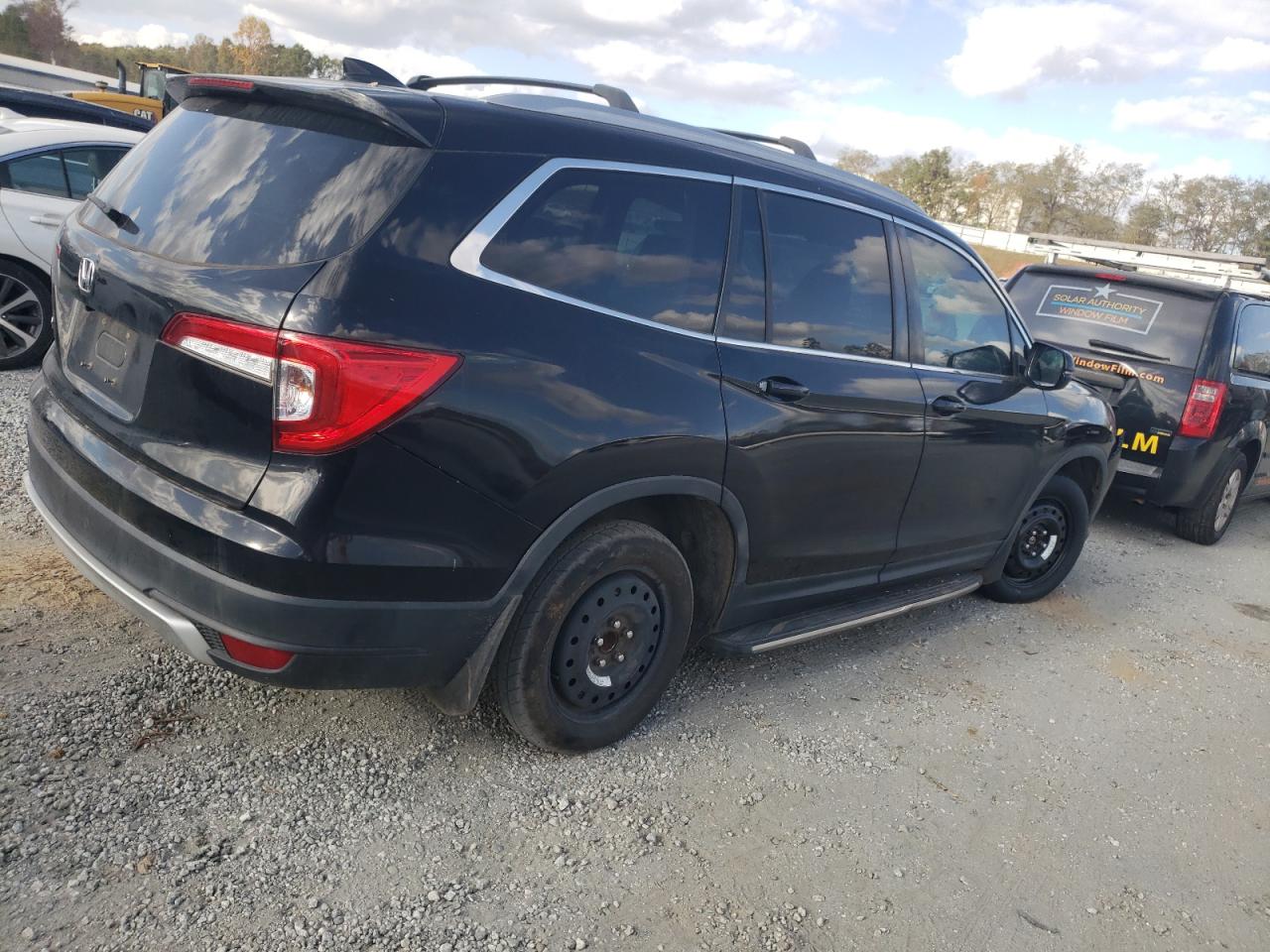 2019 Honda Pilot - Image 3