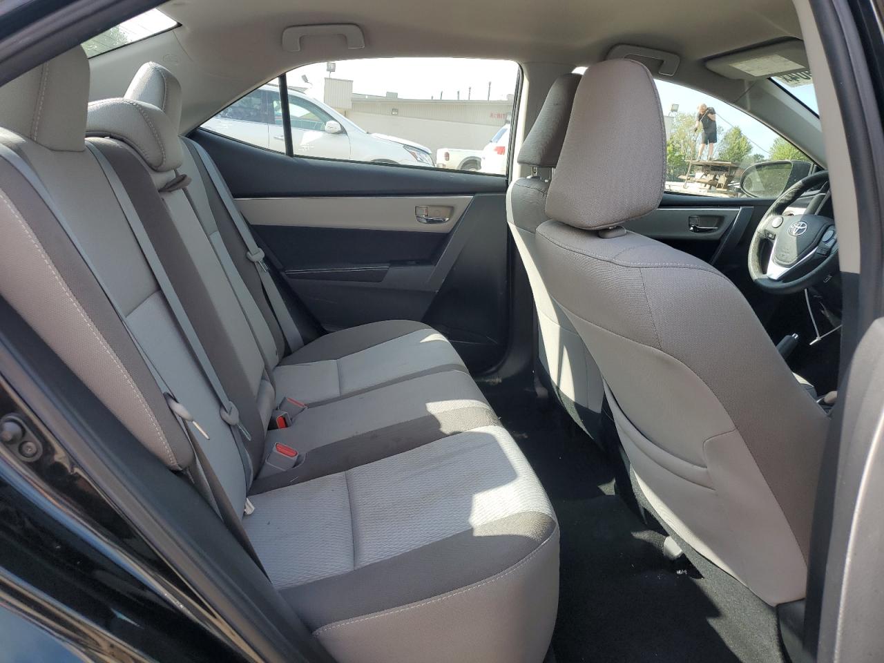 2017 Toyota Corolla - Image 10