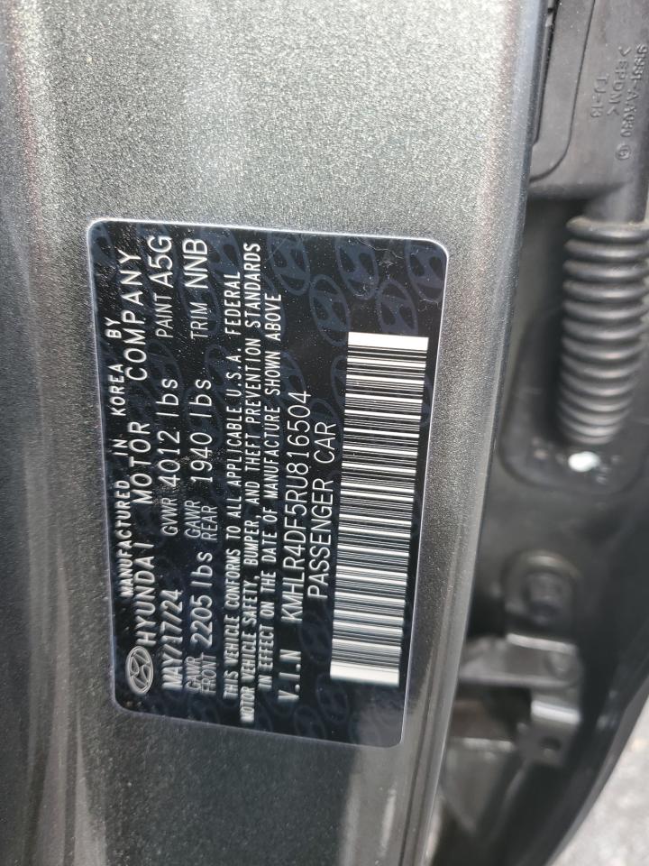 2024 Hyundai Elantra - Image 12