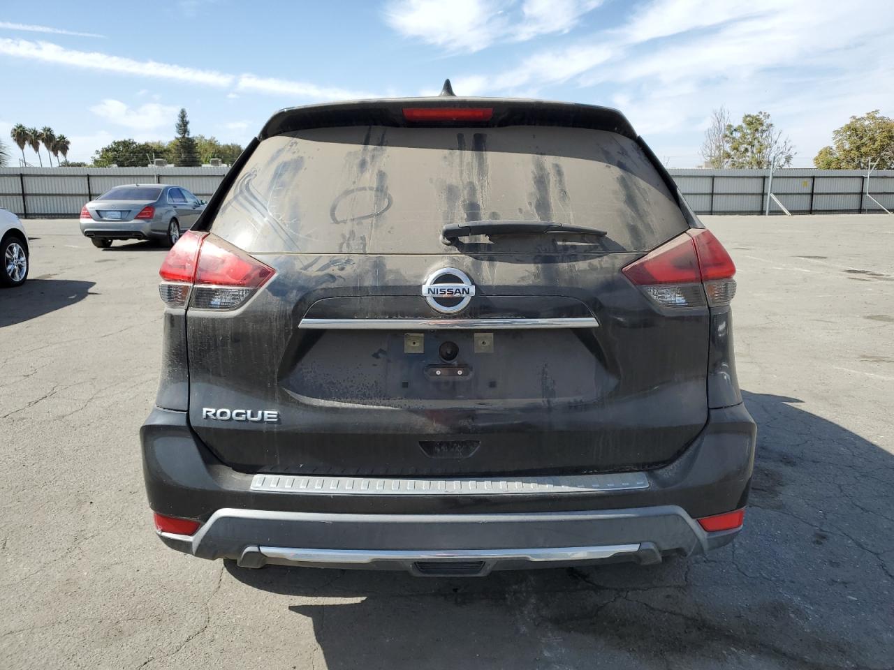 2017 Nissan Rogue S VIN: KNMAT2MT6HP615408 Lot: 77496494