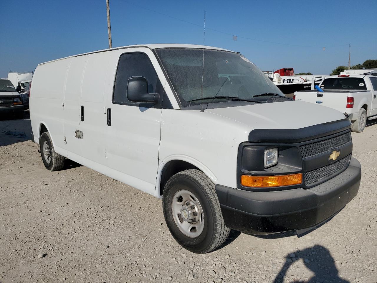 VIN 1GCWGGCA5E1148570 2014 CHEVROLET EXPRESS no.4