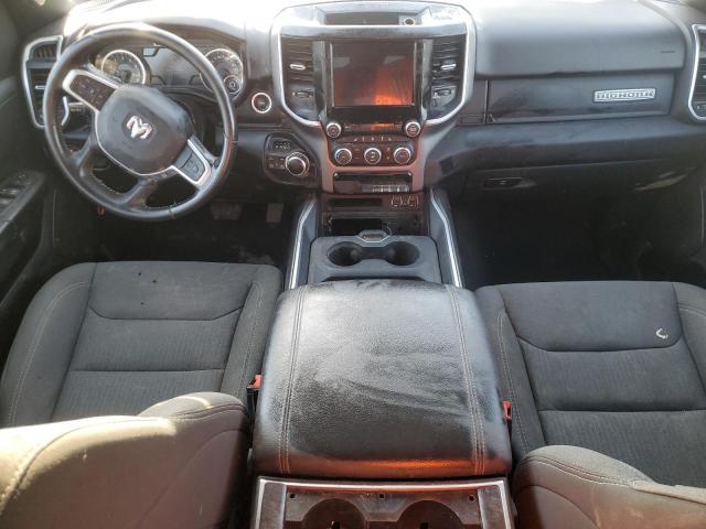  RAM 1500 2022 Srebrny