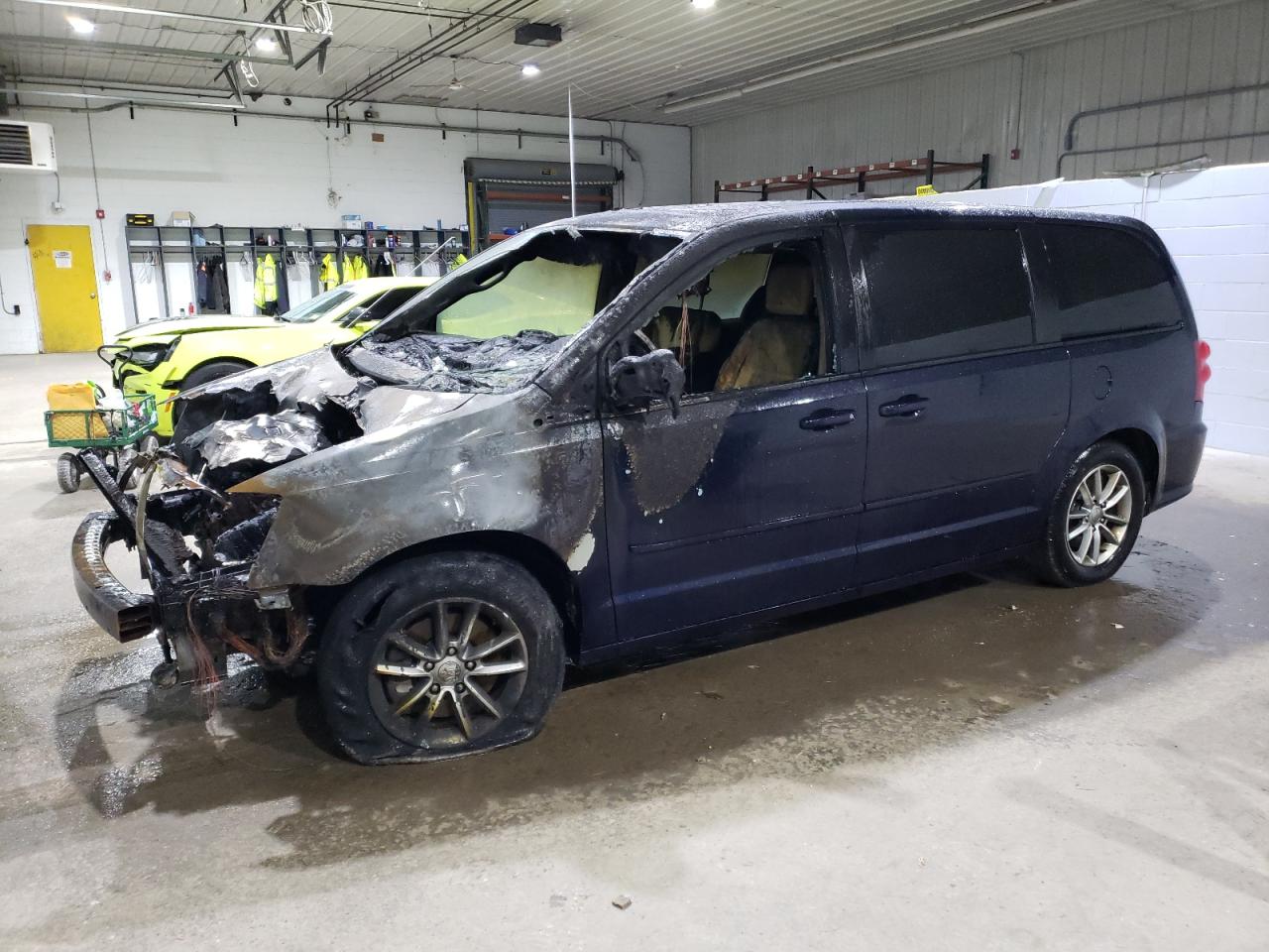 2015 Dodge Caravan - Image 1