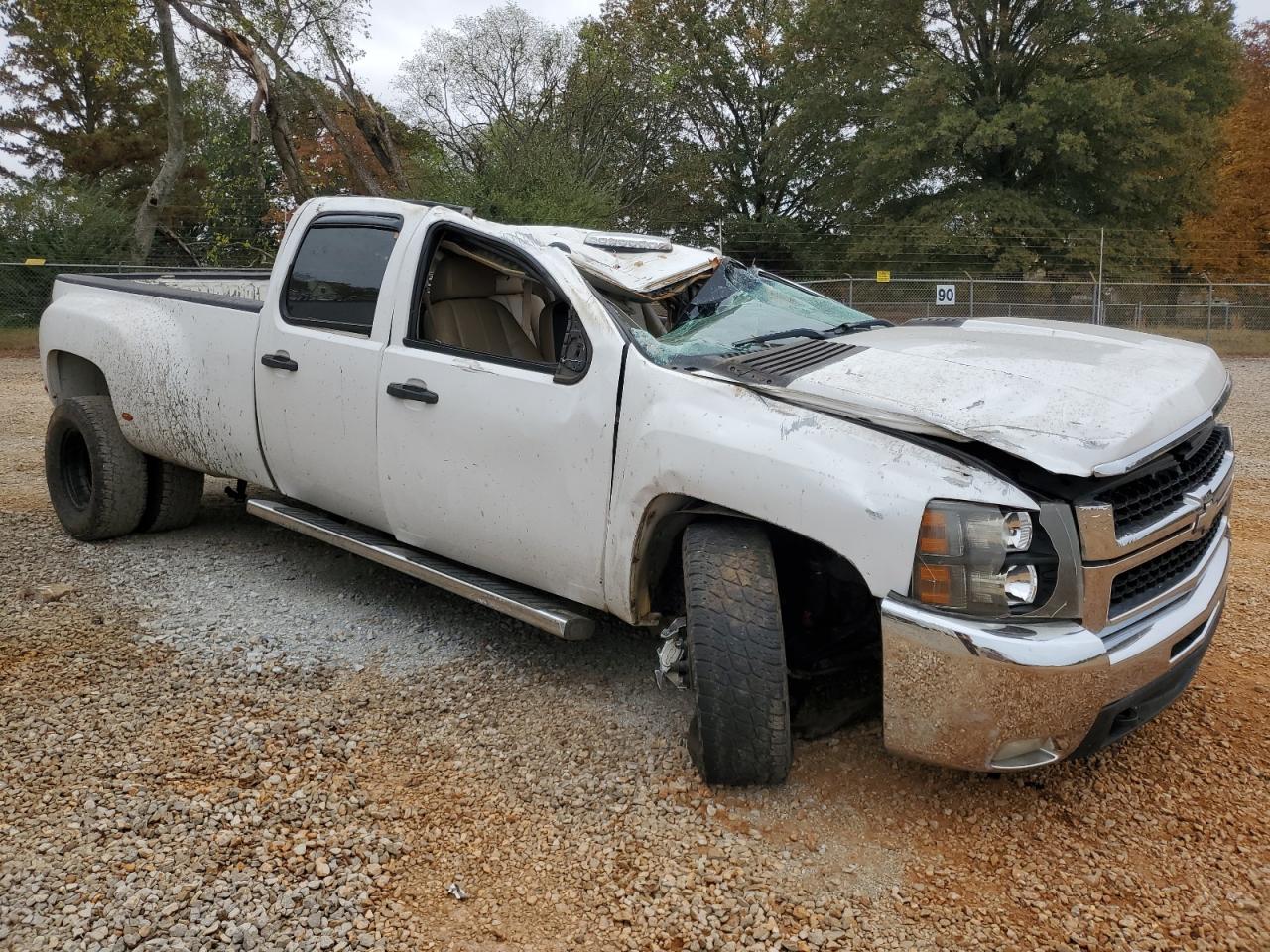 2008 Chevrolet Silverado - Image 4