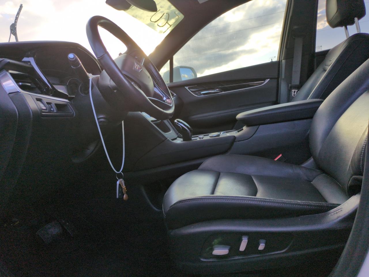 2020 Cadillac XT6 - Image 7
