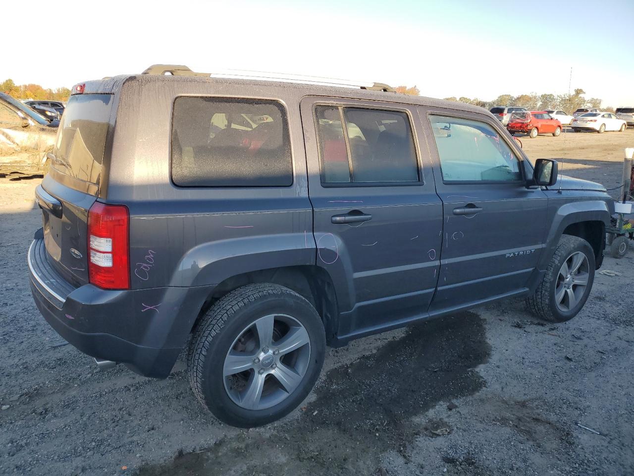 2016 Jeep Liberty (Patriot) - Image 3