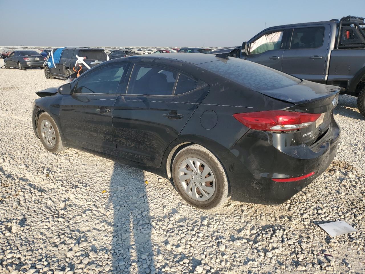 2017 Hyundai Elantra - Image 2